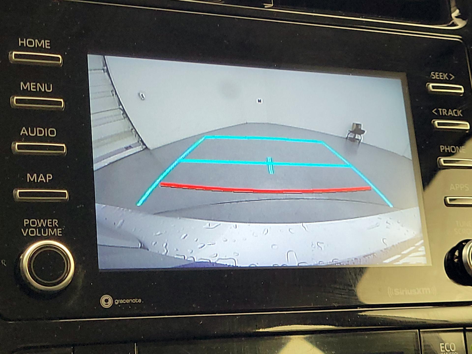 Thumbnail: 2022 Toyota Prius - 14