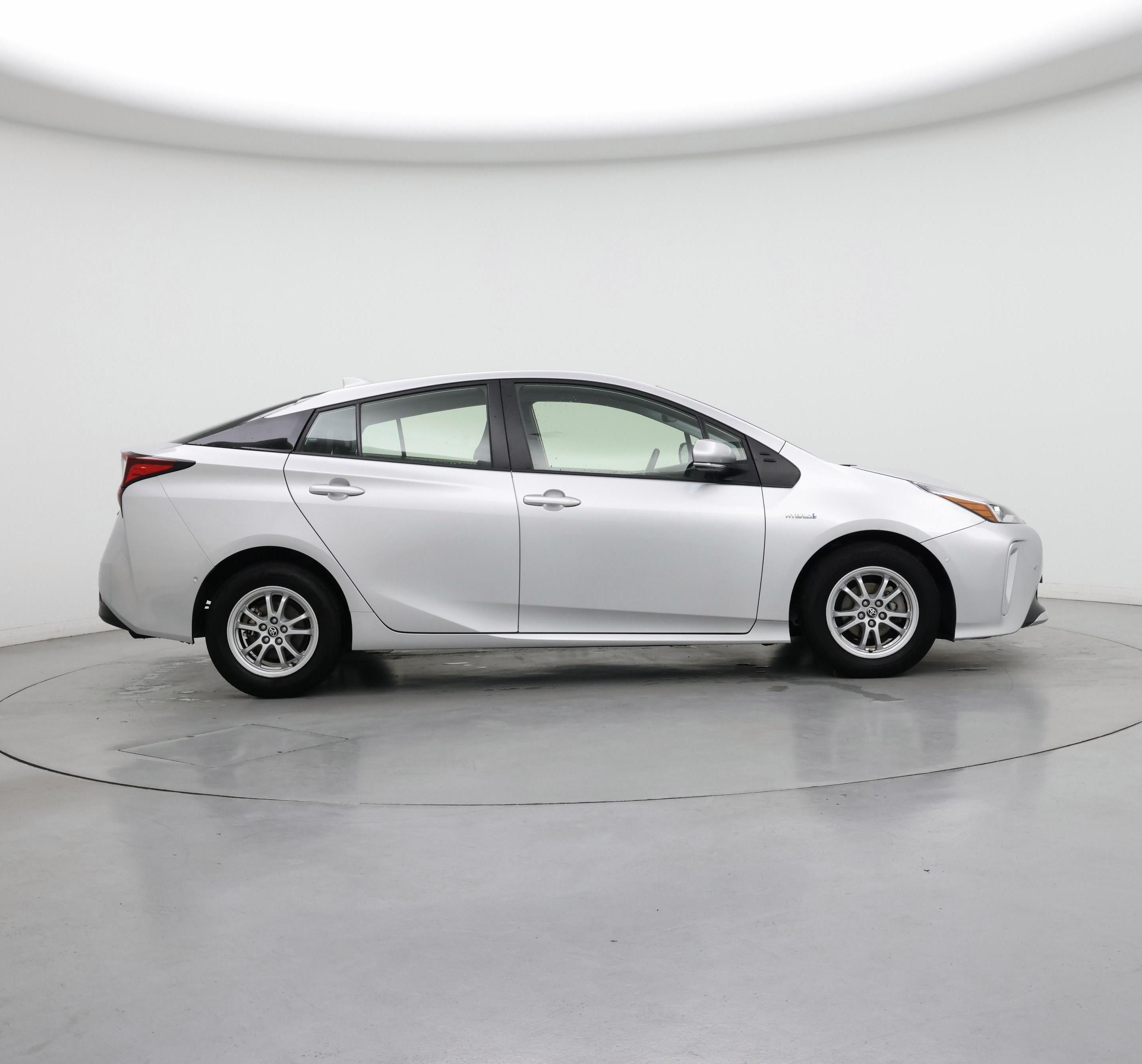 Thumbnail: 2022 Toyota Prius - 7