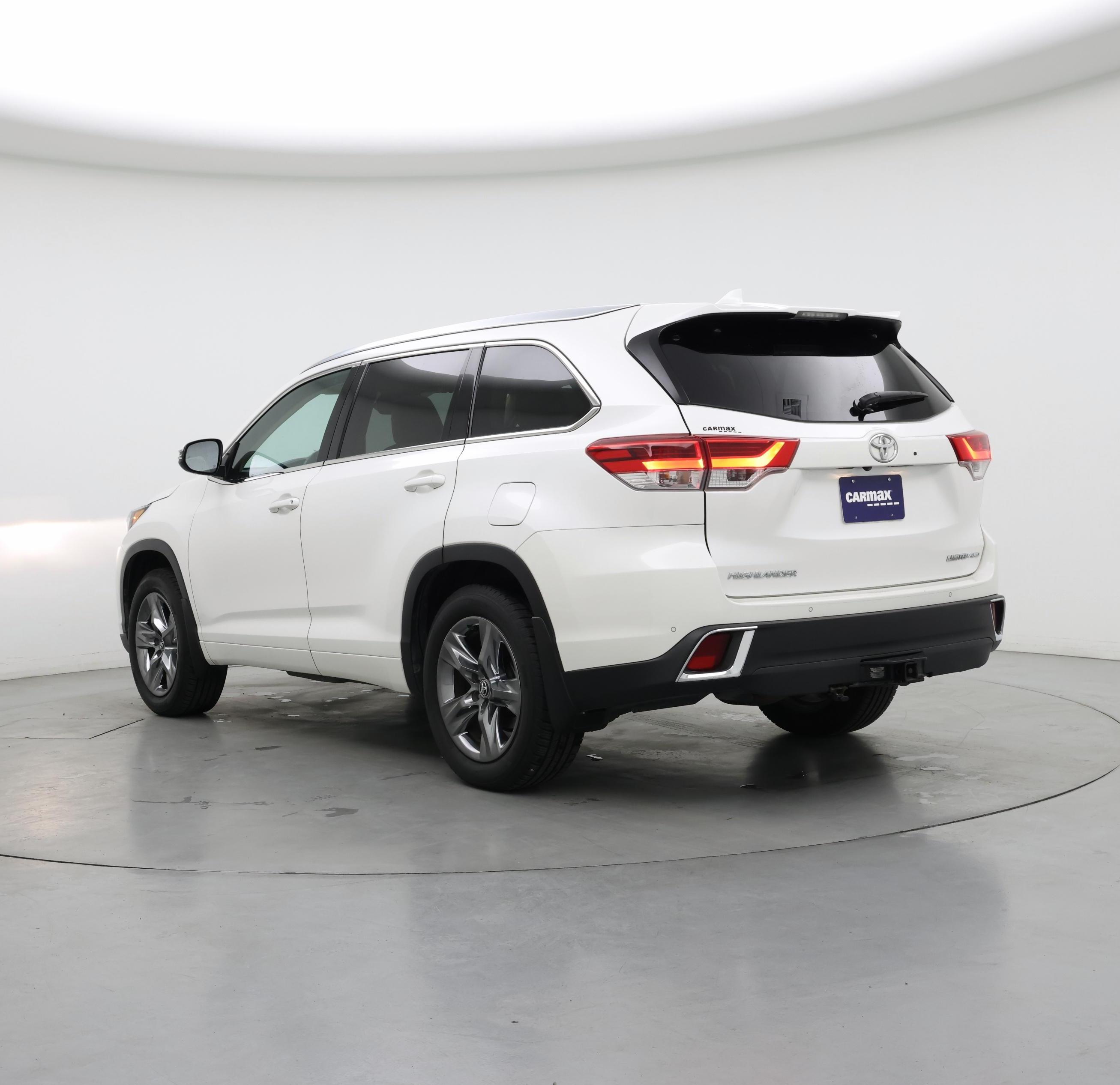 Thumbnail: 2018 Toyota Highlander - 2