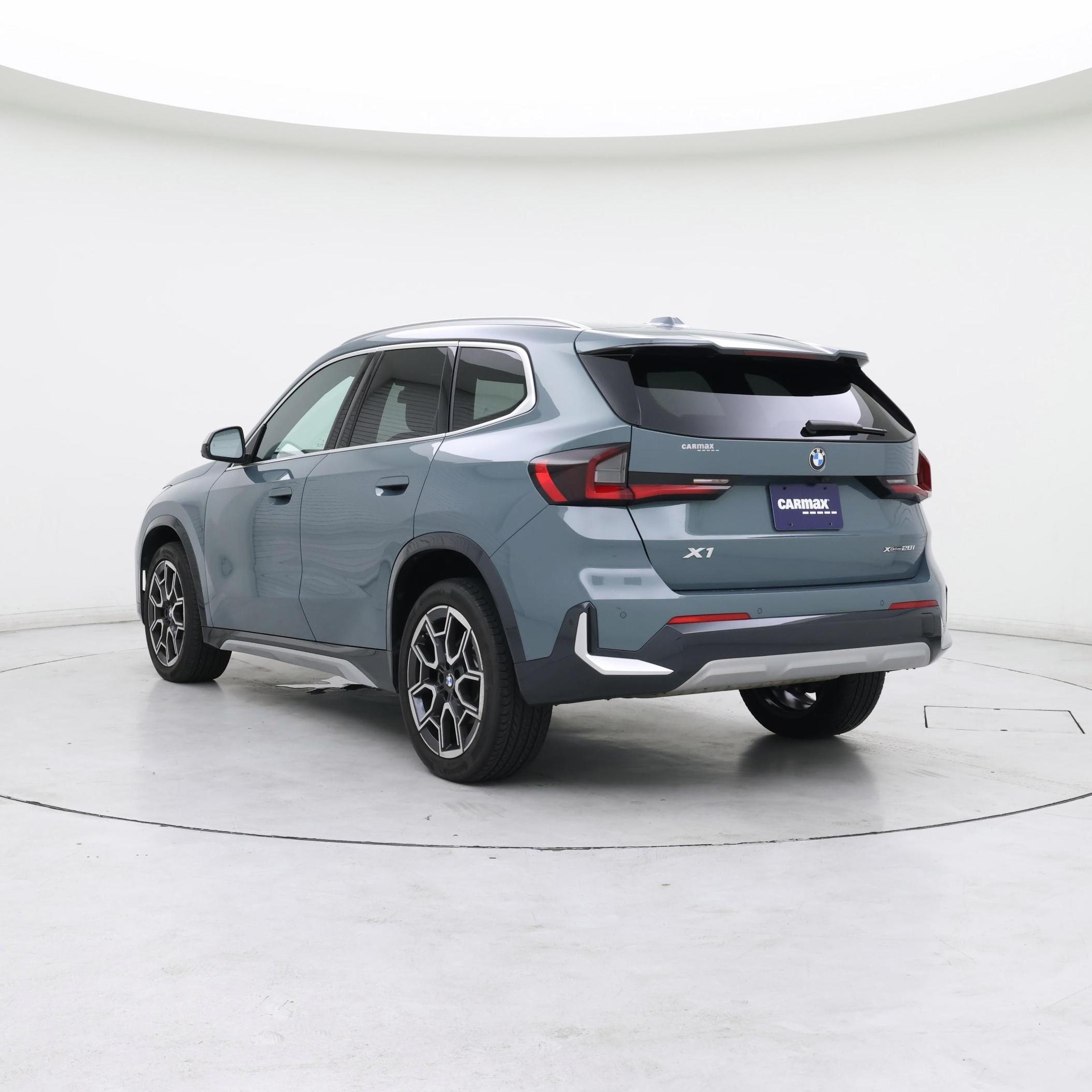 Thumbnail: 2023 BMW X1 - 2