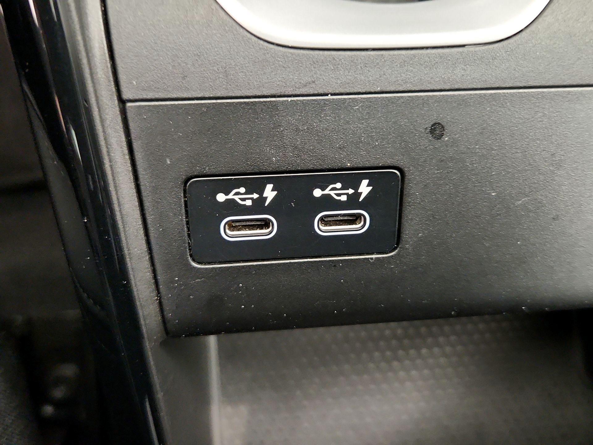 Thumbnail: 2023 BMW X1 - 19