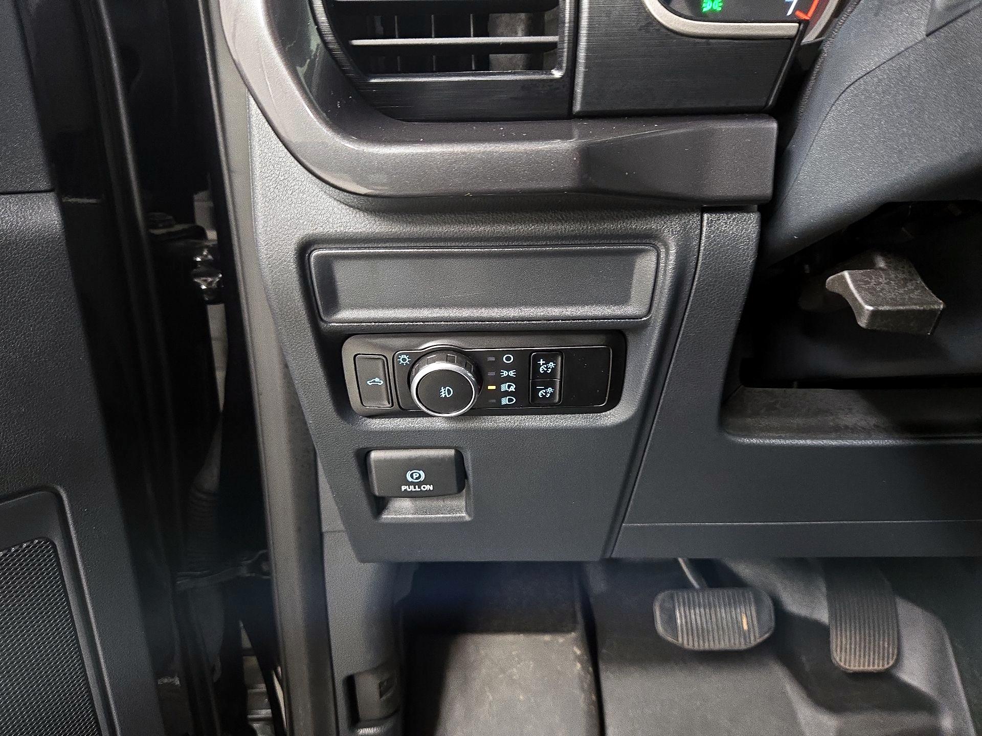 Thumbnail: 2023 Ford F-150 - 13