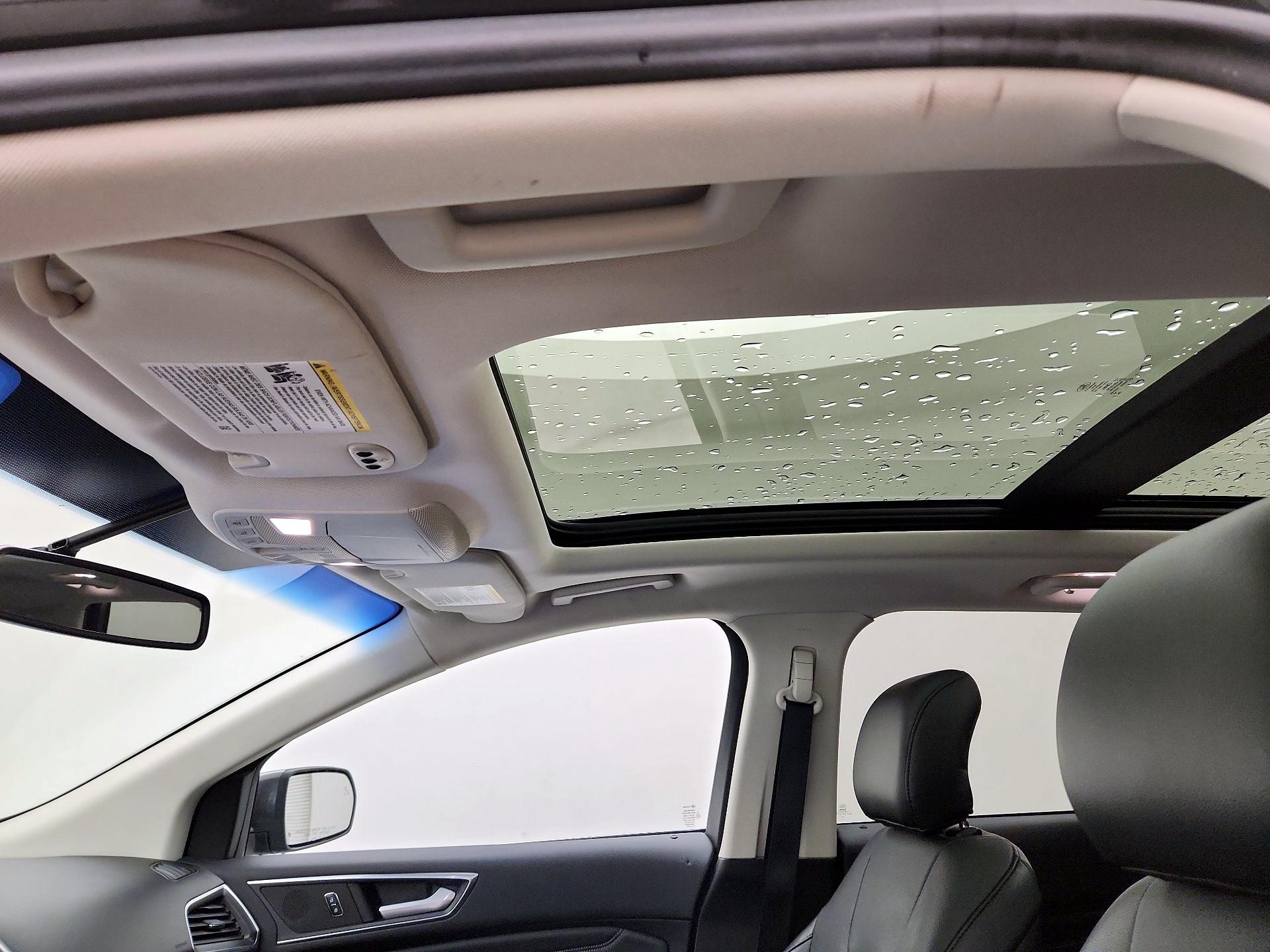 Thumbnail: 2016 Ford Edge - 20