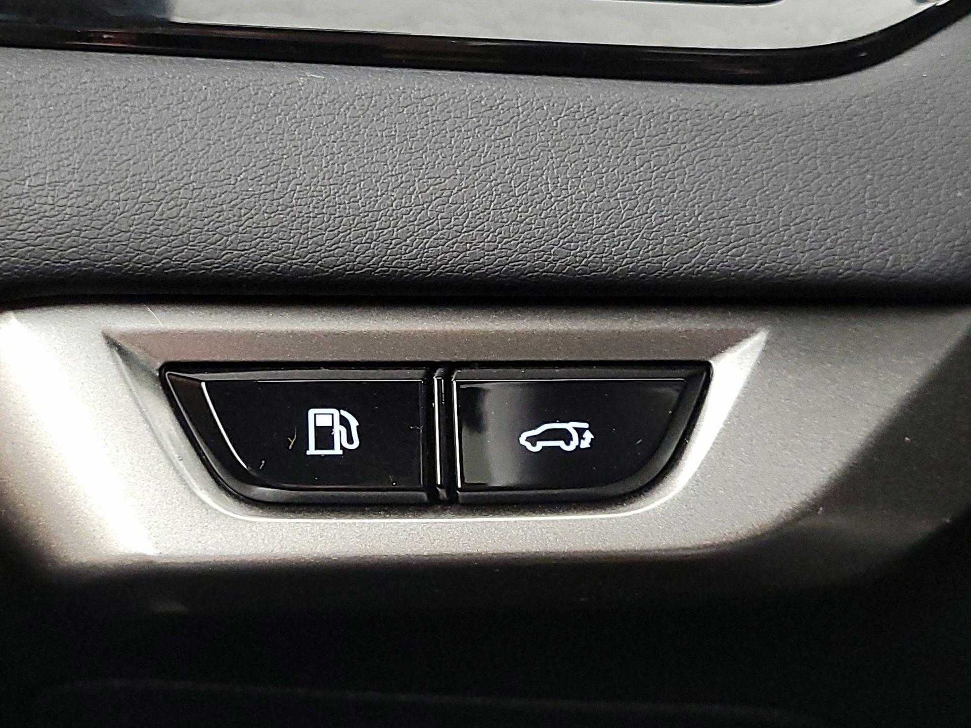 Thumbnail: 2023 Lexus RX - 13