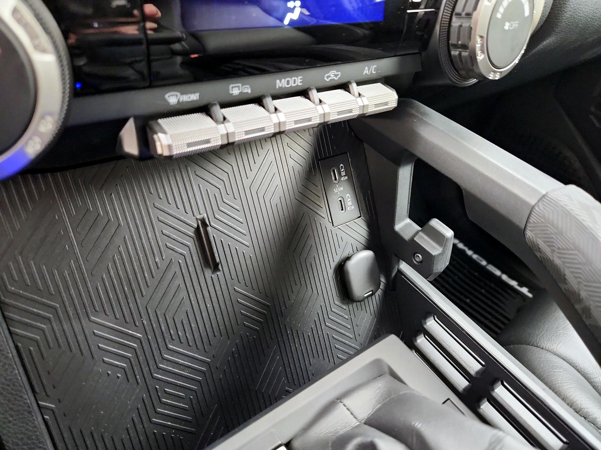 Thumbnail: 2024 Toyota Tacoma - 18