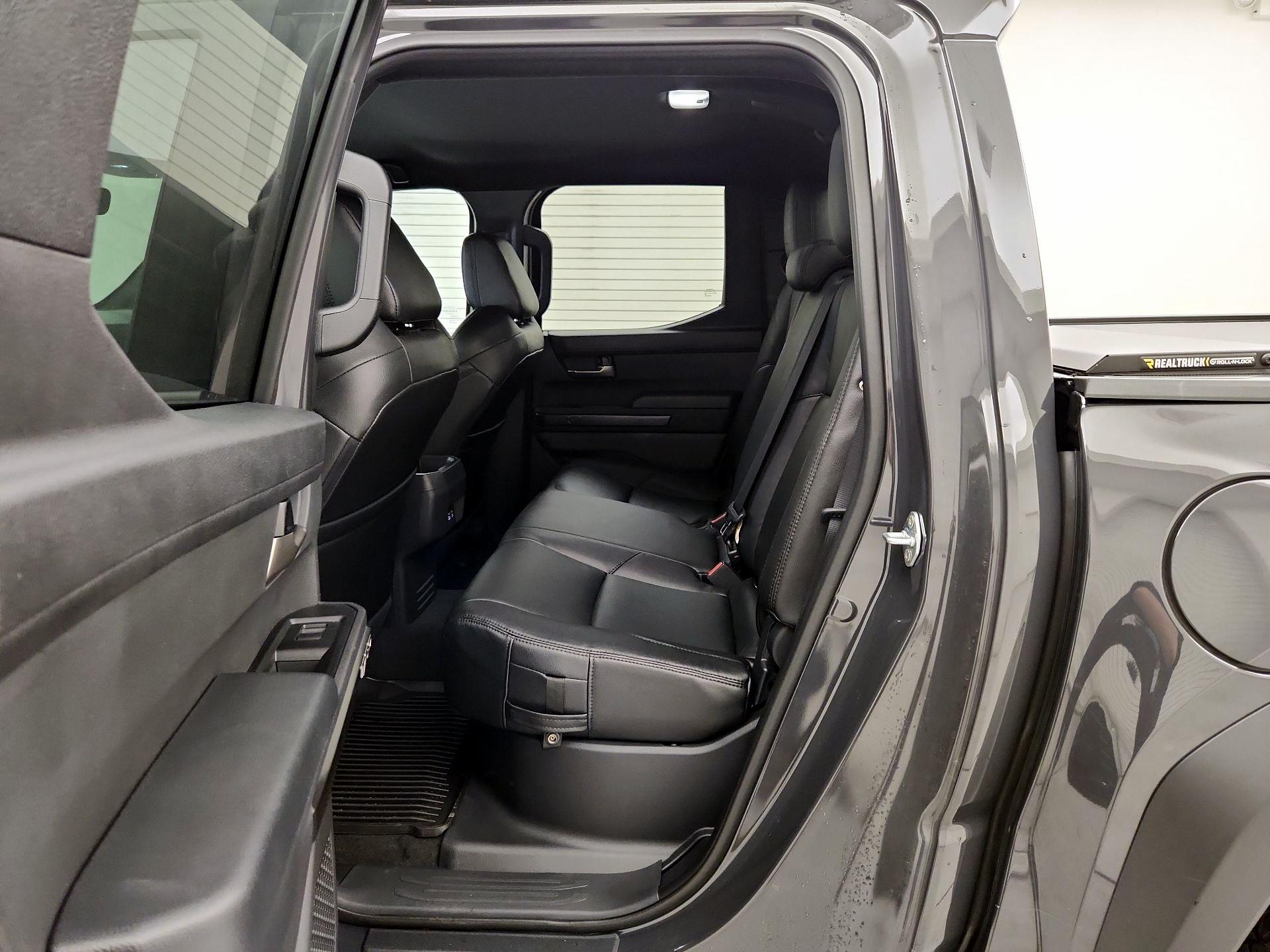 Thumbnail: 2024 Toyota Tacoma - 19