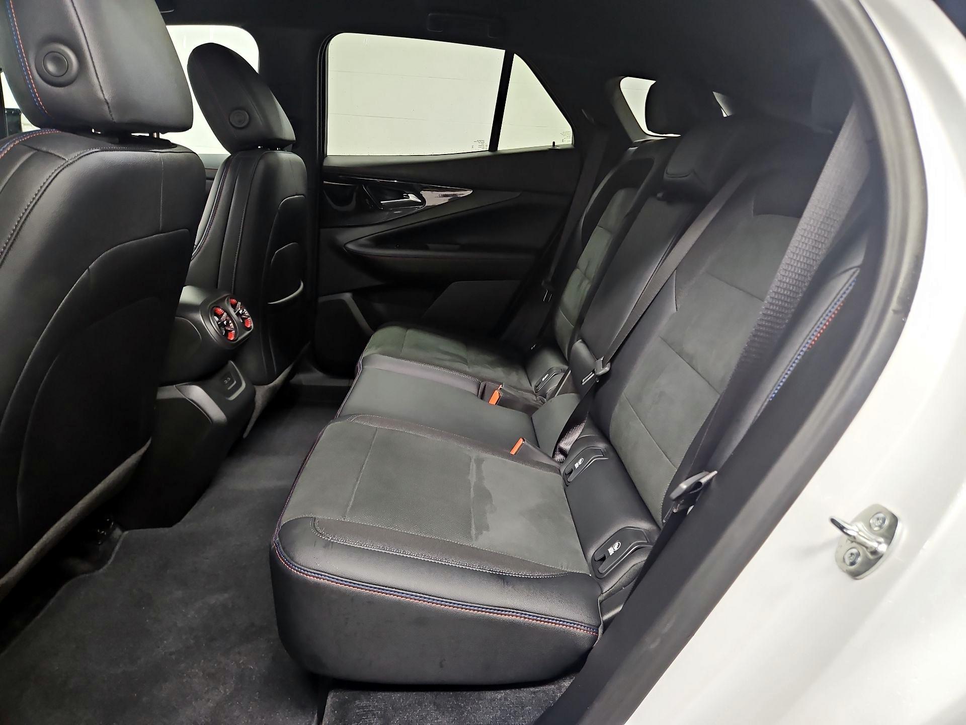 Thumbnail: 2025 Chevrolet Blazer EV - 20