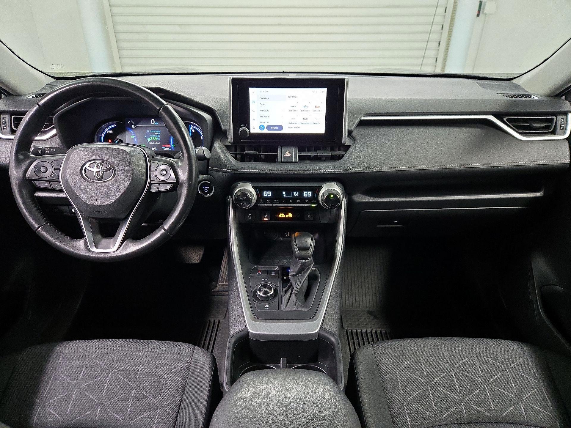 Thumbnail: 2024 Toyota RAV4 - 9