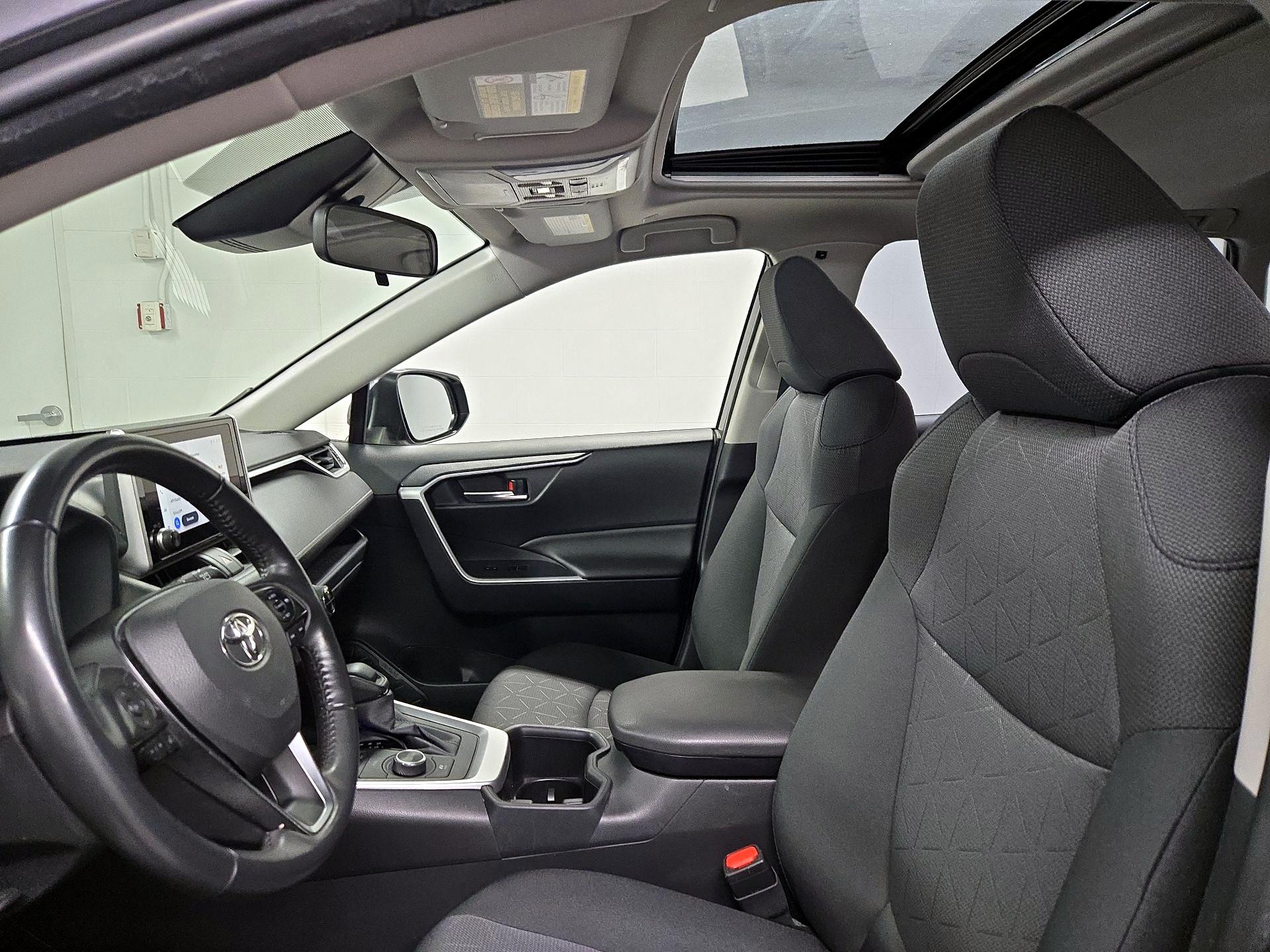 Thumbnail: 2024 Toyota RAV4 - 19