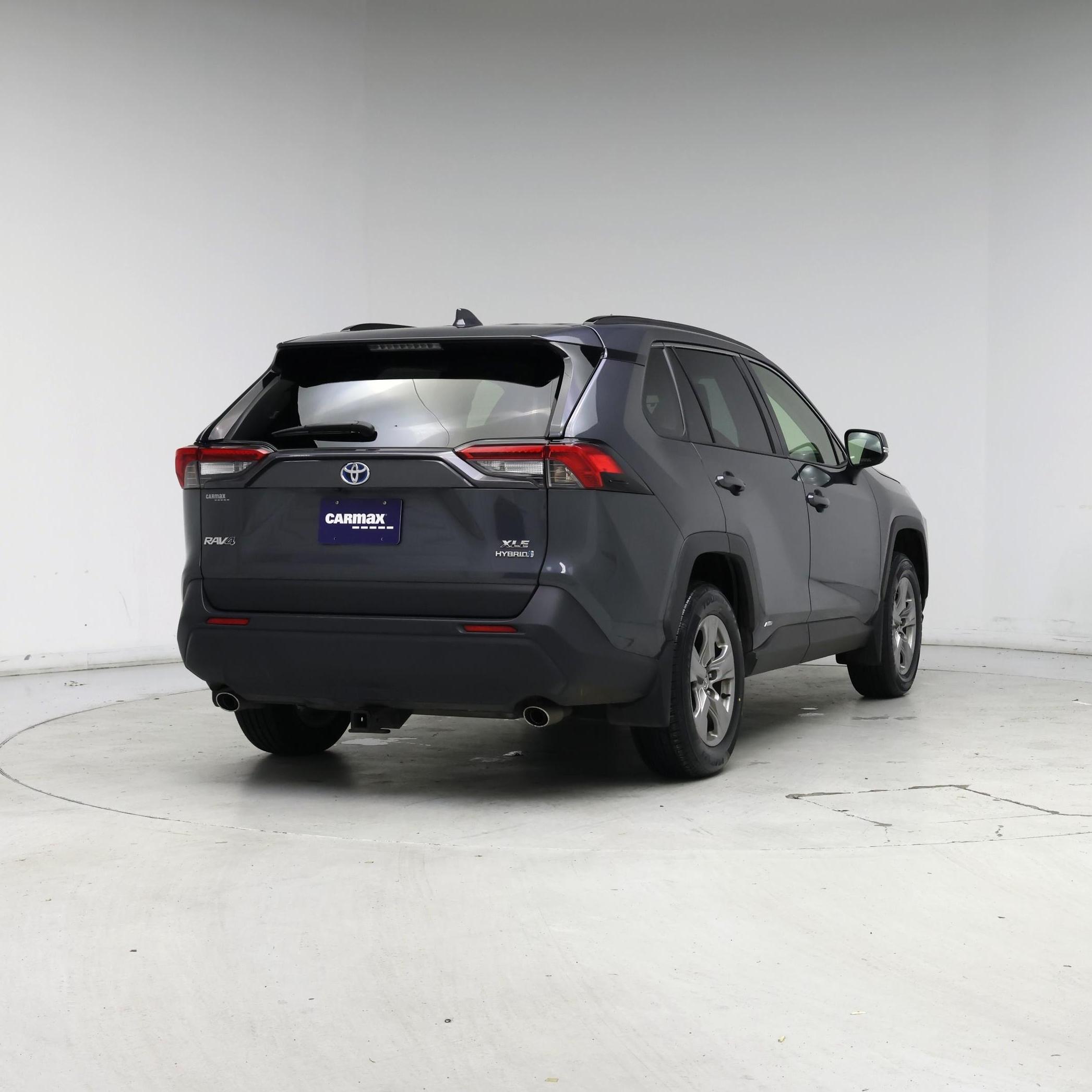 Thumbnail: 2024 Toyota RAV4 - 8