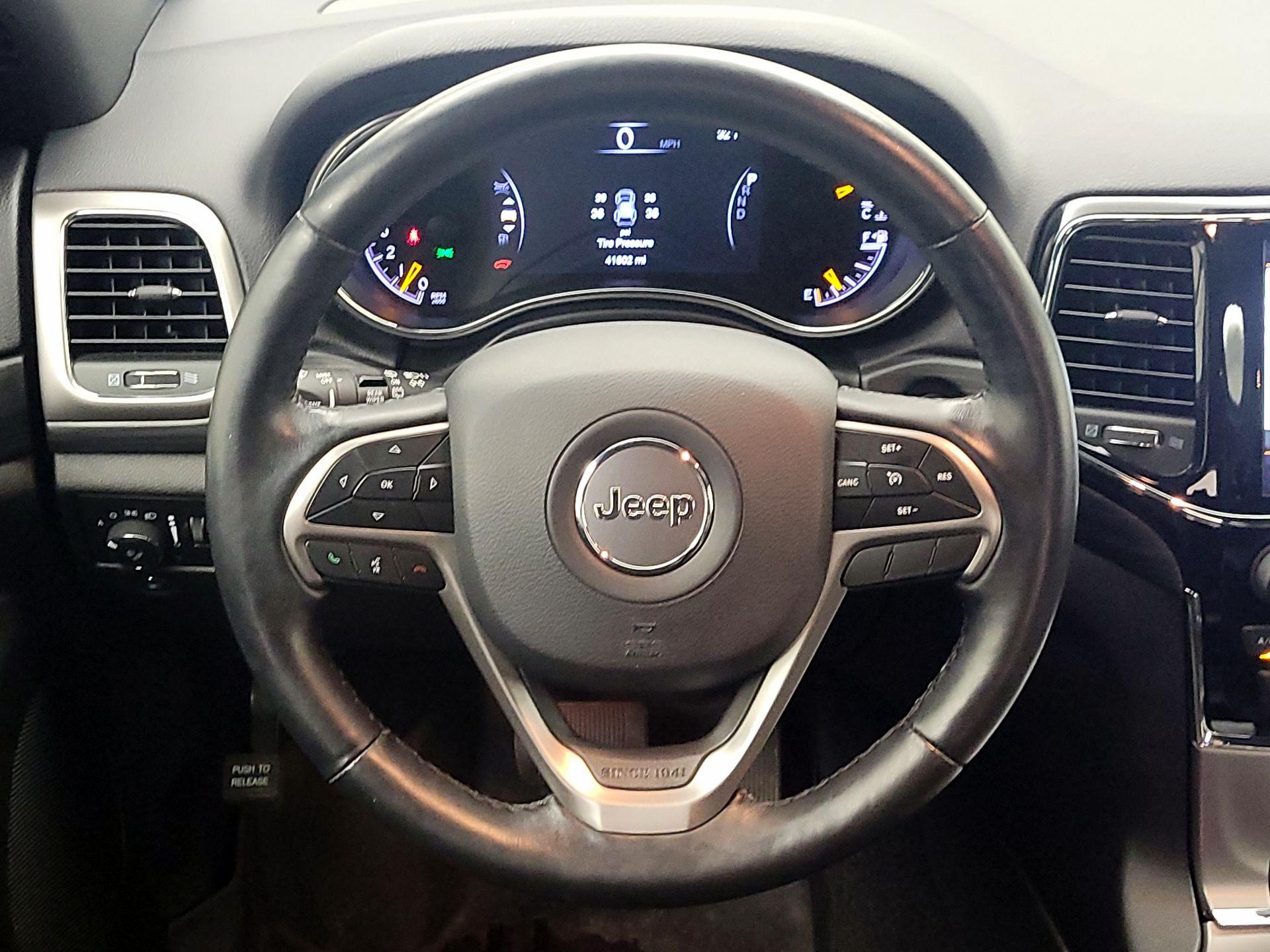 Thumbnail: 2020 Jeep Grand Cherokee - 10