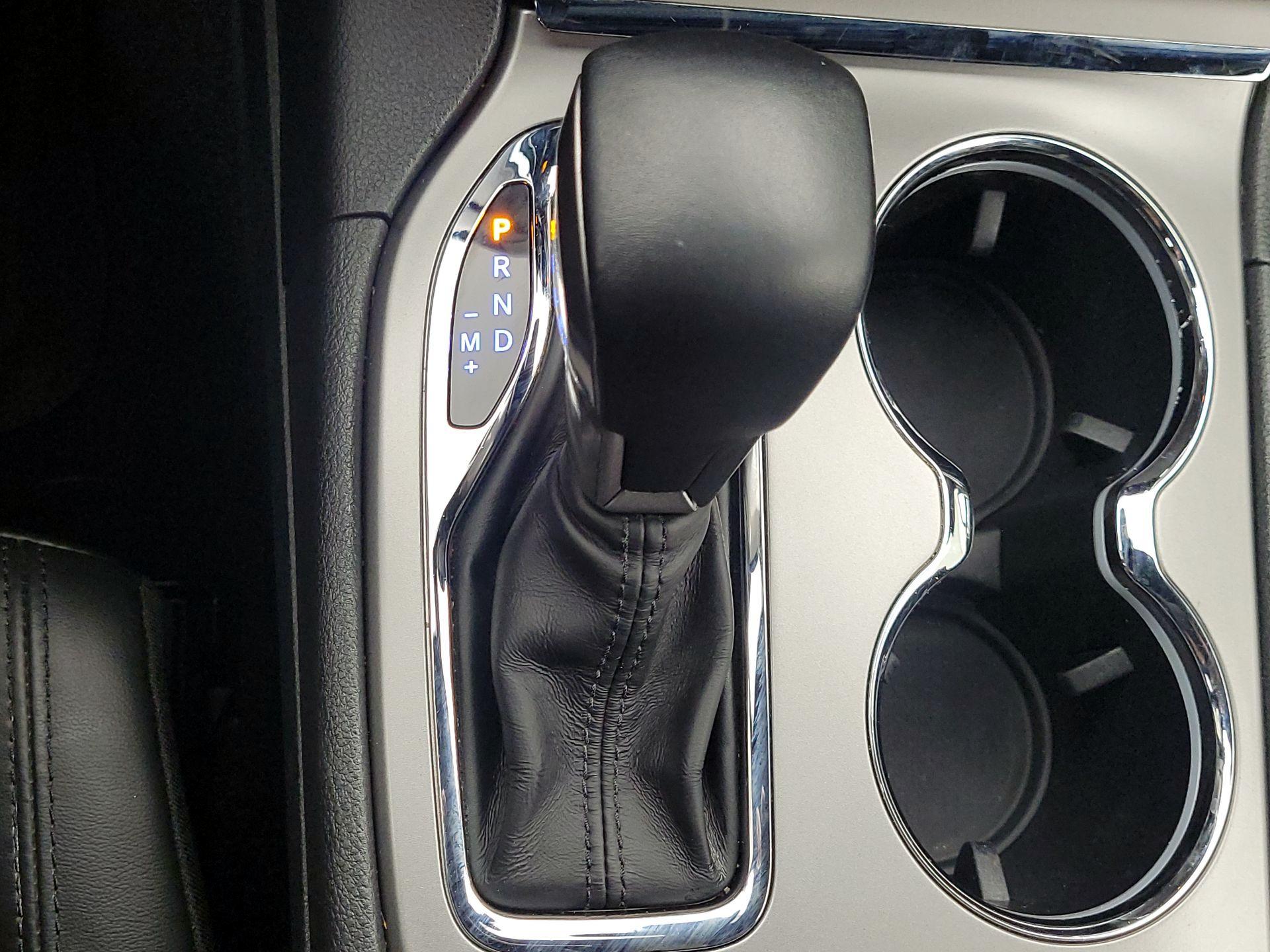 Thumbnail: 2020 Jeep Grand Cherokee - 18