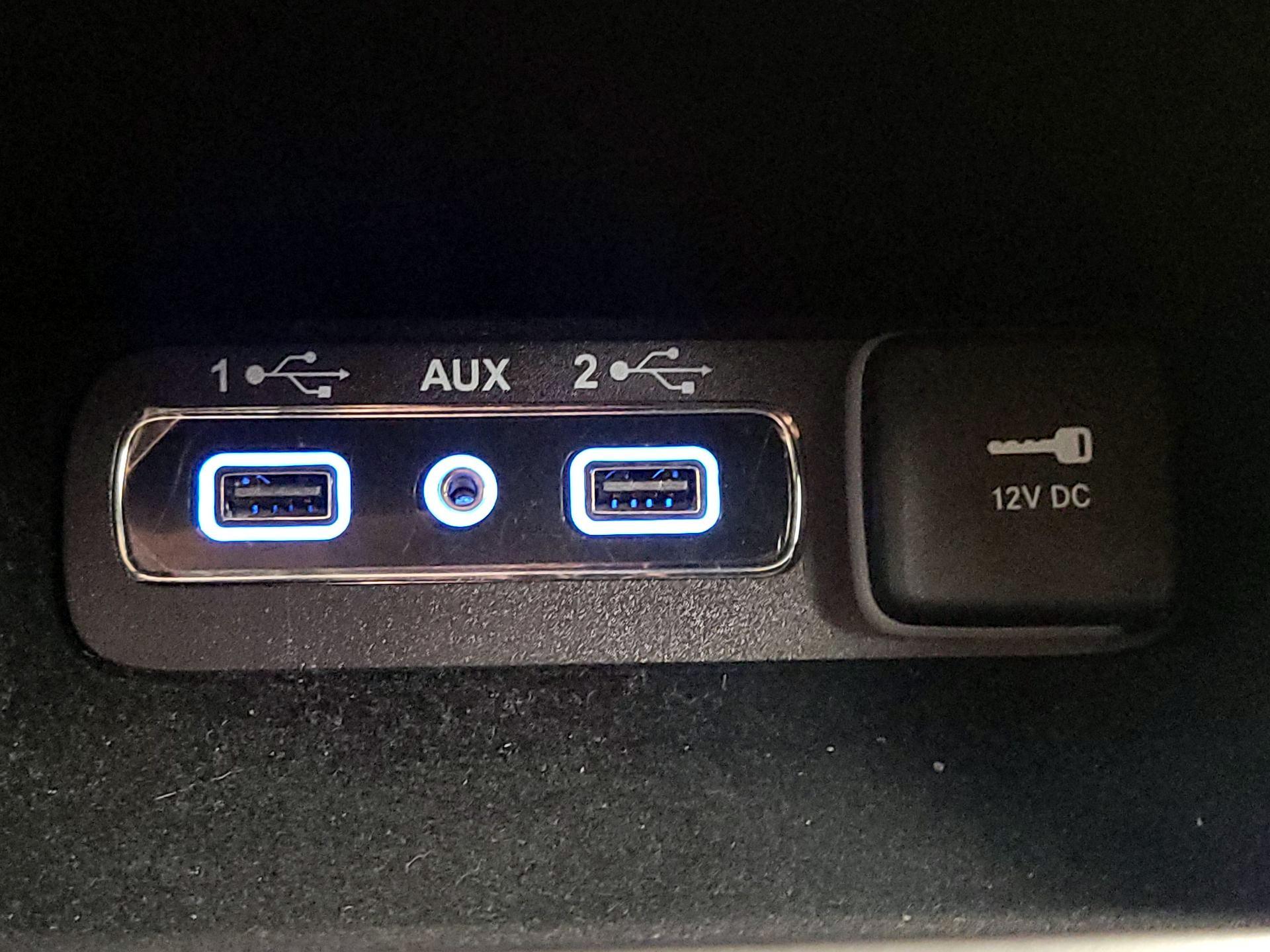 Thumbnail: 2020 Jeep Grand Cherokee - 19