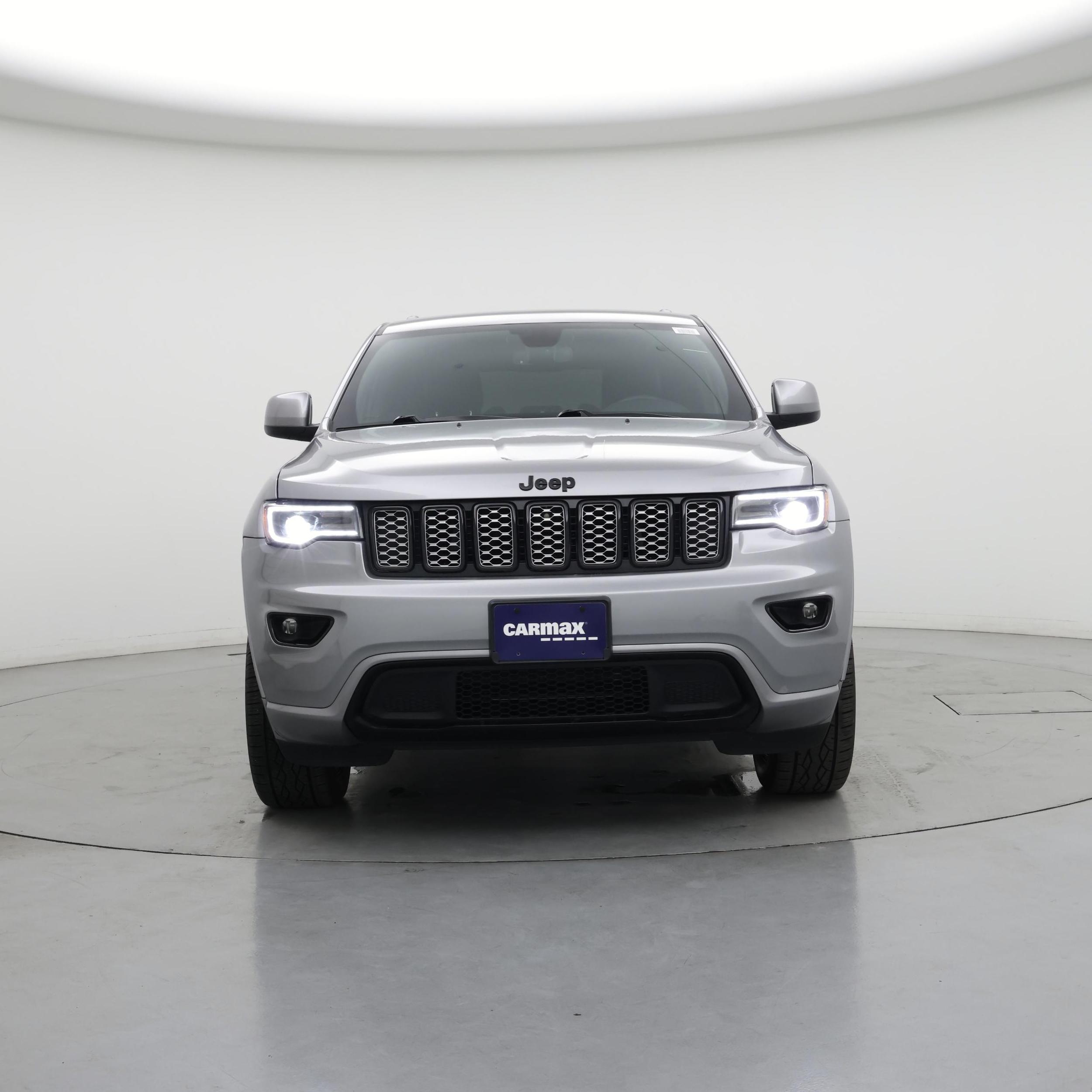 Thumbnail: 2020 Jeep Grand Cherokee - 5