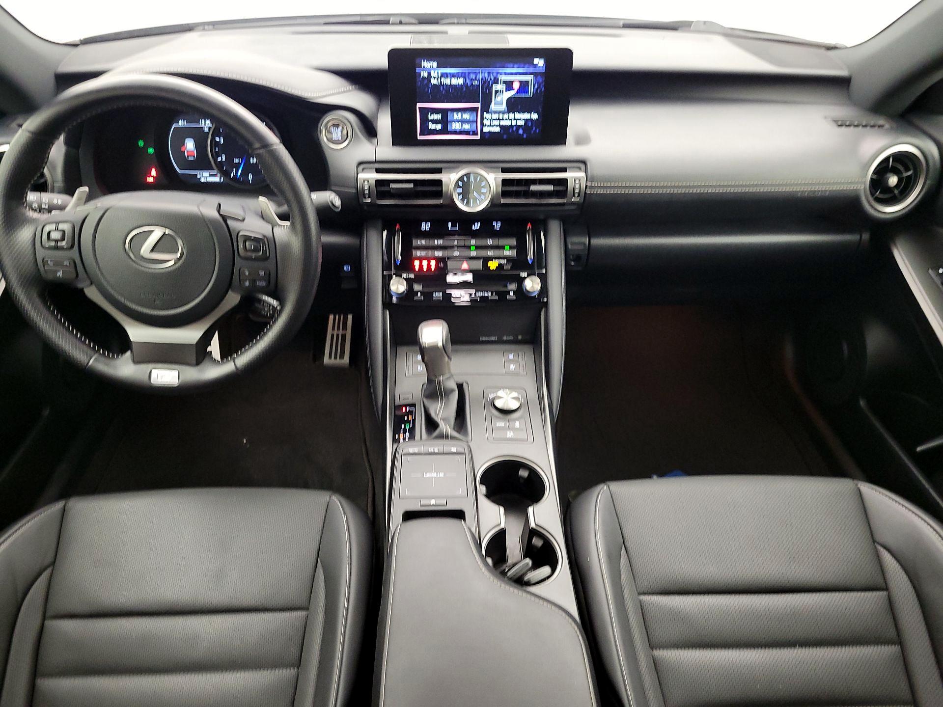 Thumbnail: 2022 Lexus IS - 9