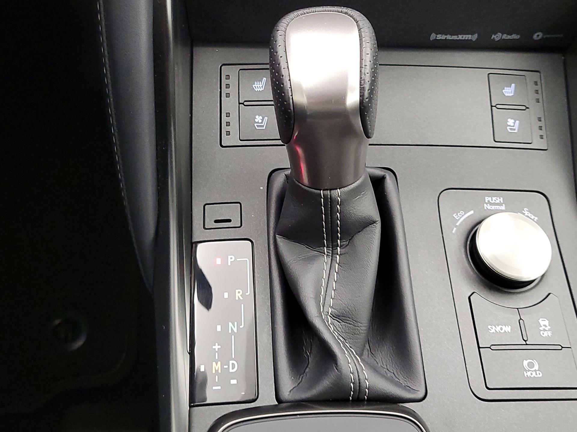 Thumbnail: 2022 Lexus IS - 17