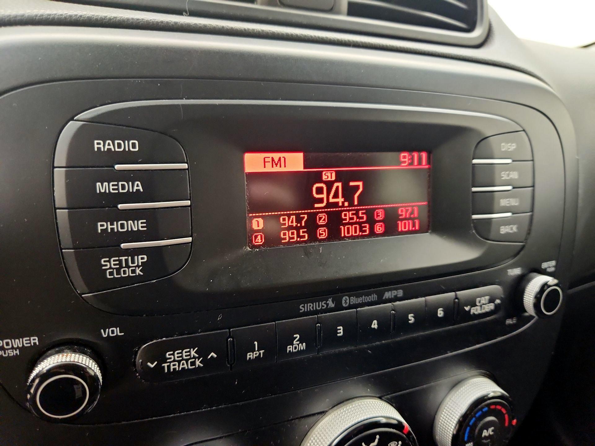 Thumbnail: 2015 Kia Soul - 14