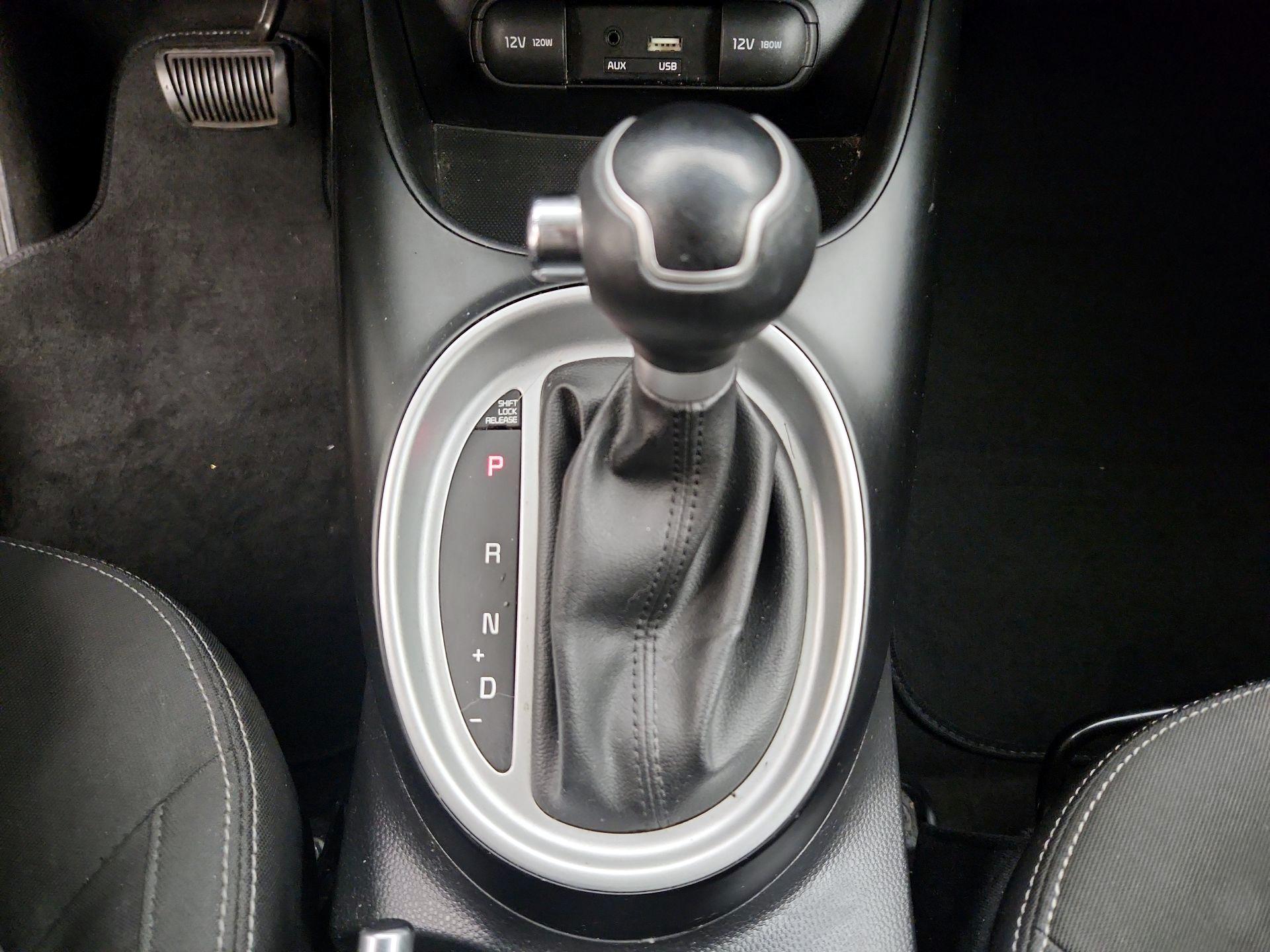 Thumbnail: 2015 Kia Soul - 16