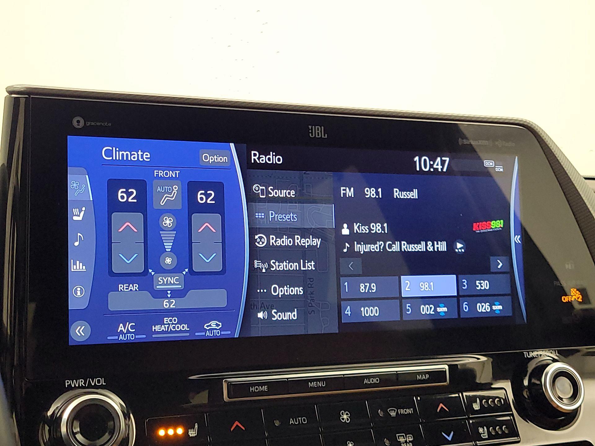 Thumbnail: 2021 Toyota Highlander - 16