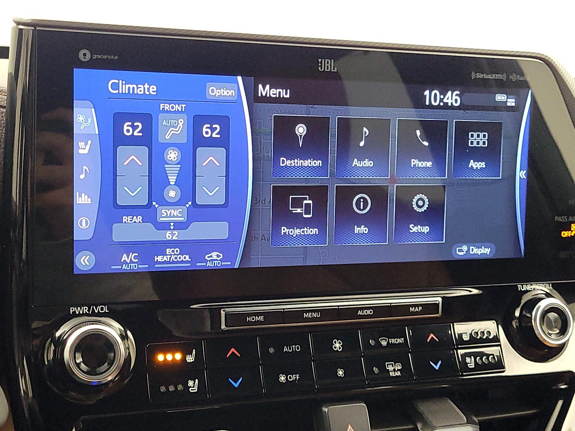 Thumbnail: 2021 Toyota Highlander - 17