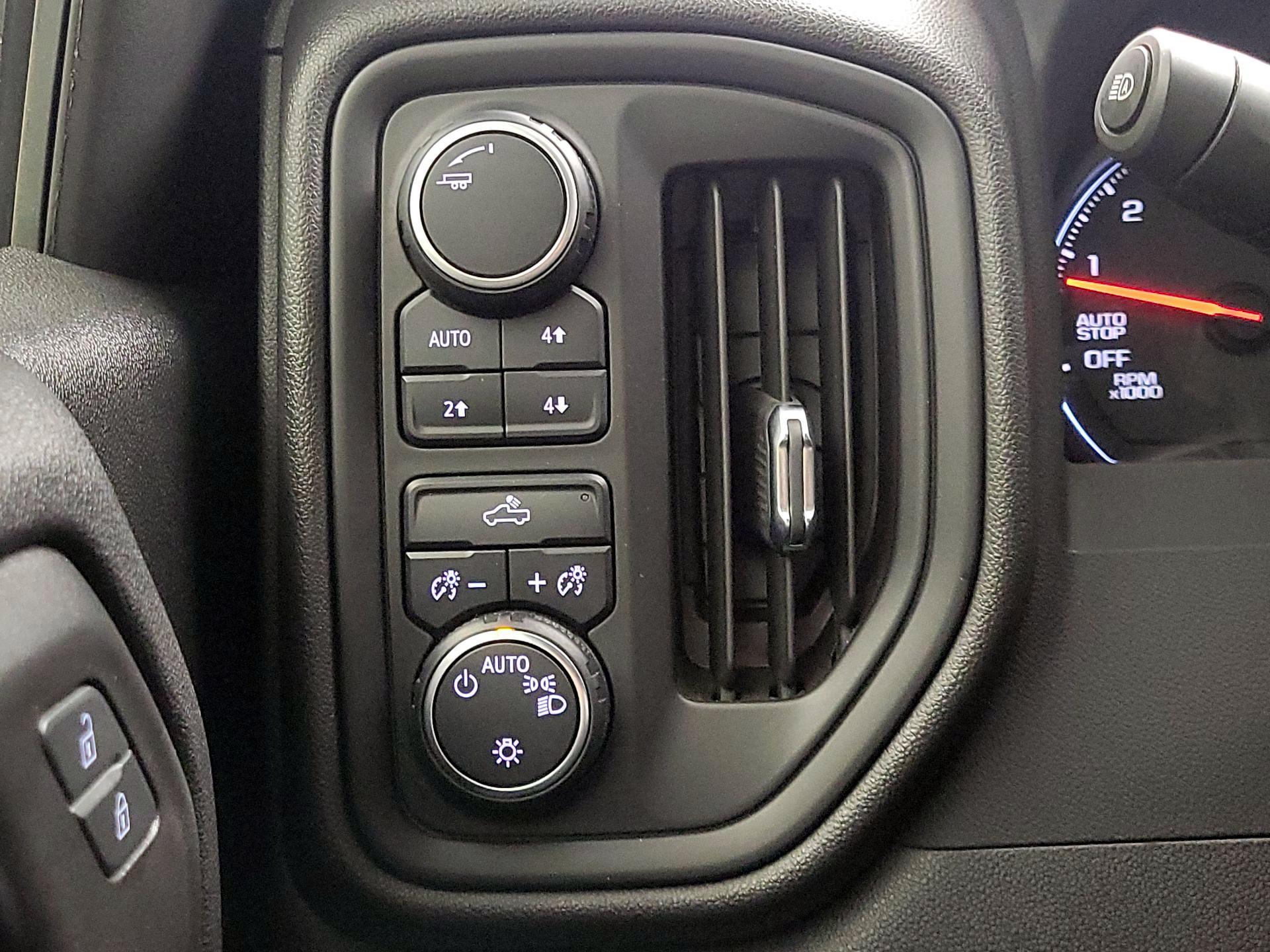 Thumbnail: 2022 Chevrolet Silverado 1500 - 13