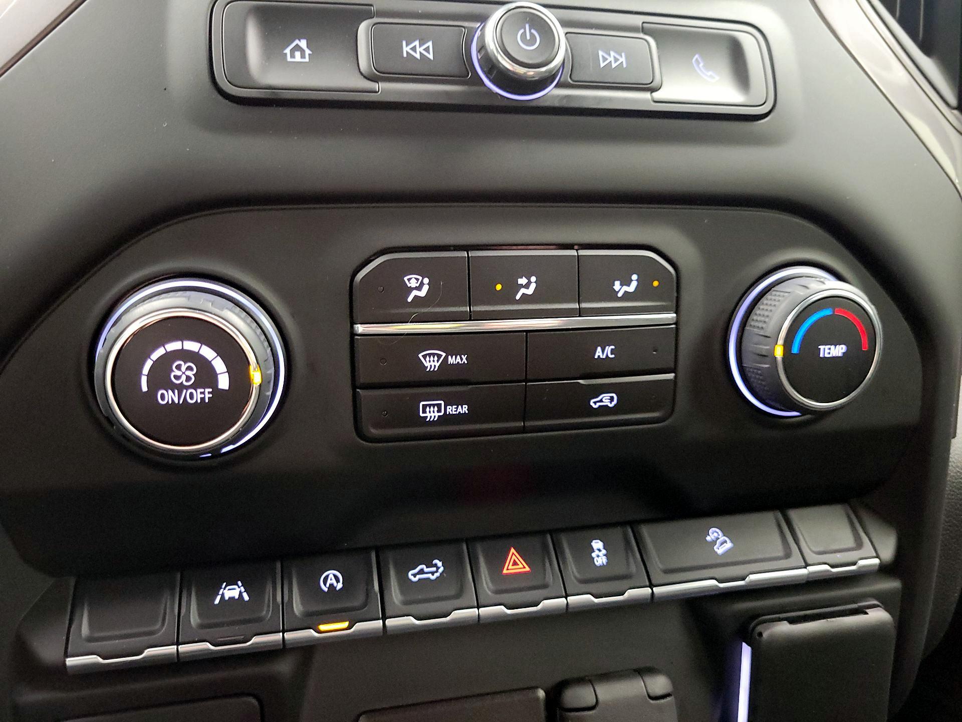 Thumbnail: 2022 Chevrolet Silverado 1500 - 16