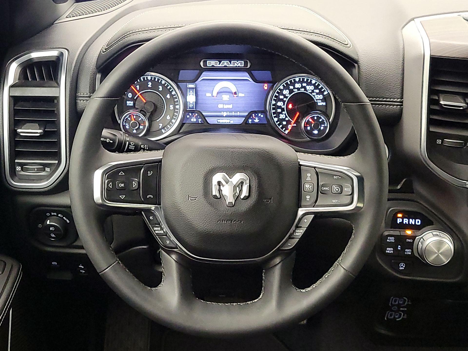 Thumbnail: 2025 RAM 1500 - 10