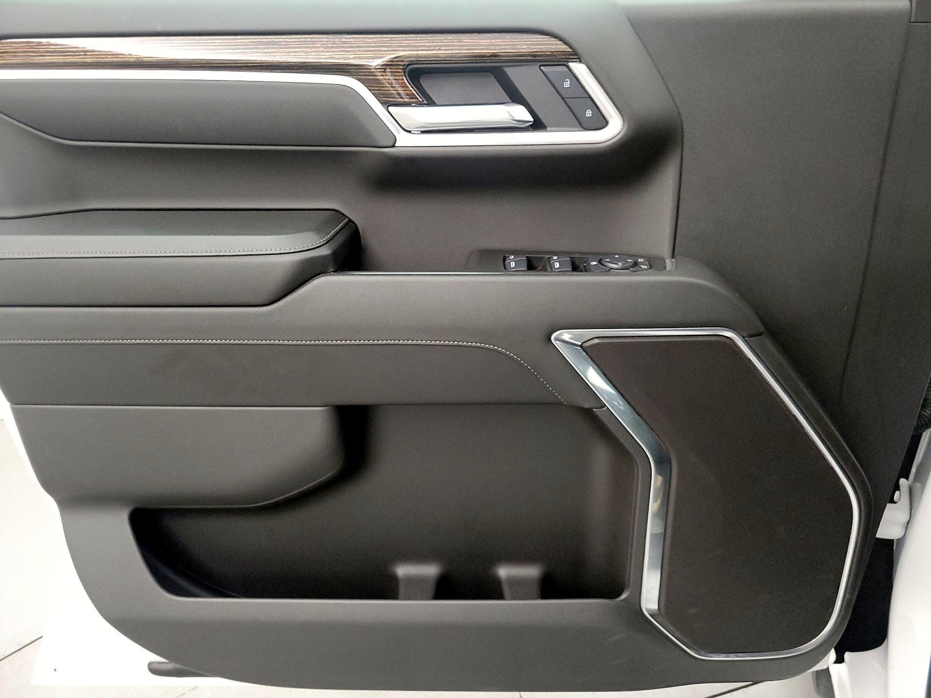 Thumbnail: 2025 GMC Sierra 1500 - 12