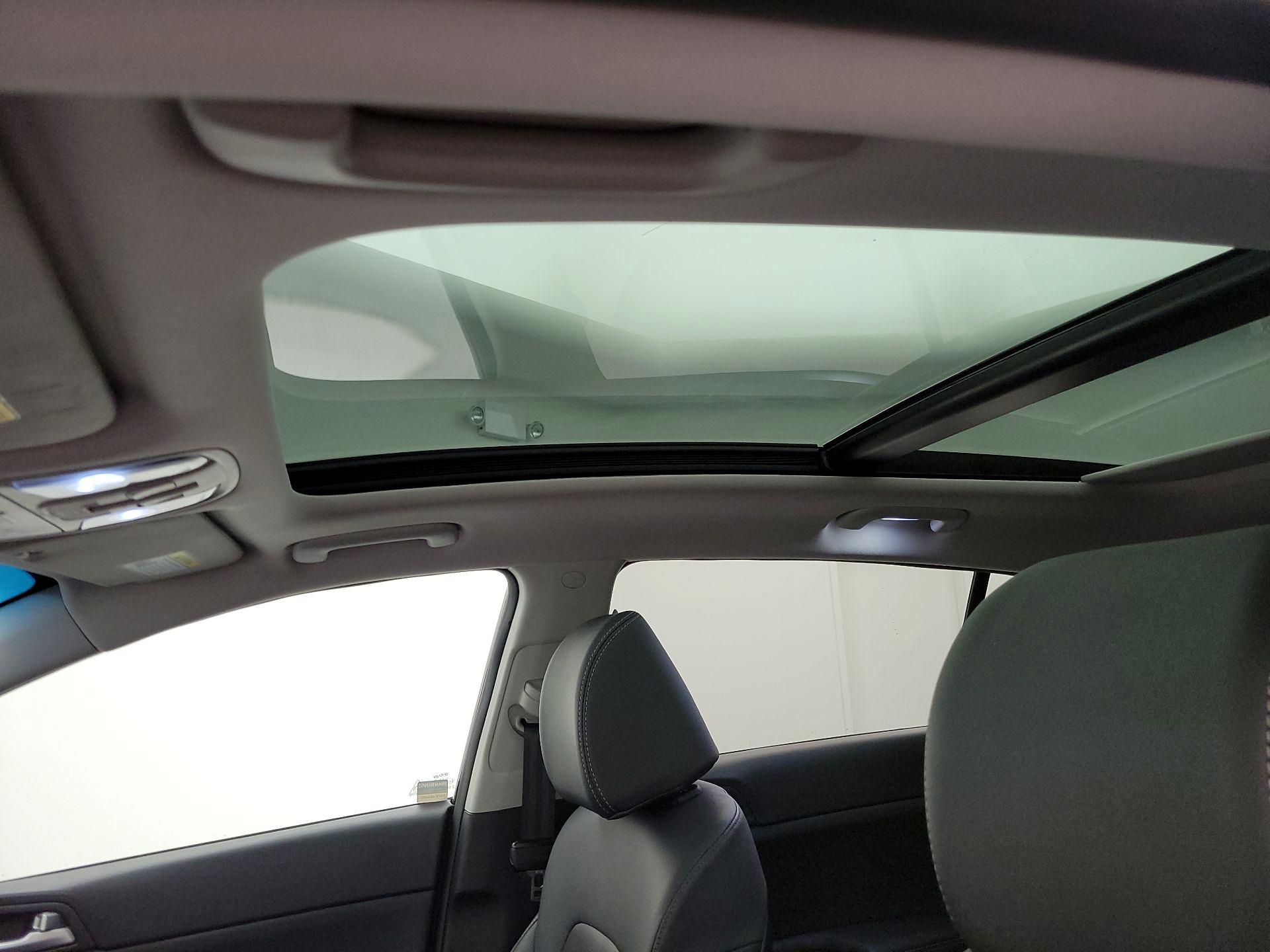 Thumbnail: 2022 Kia Sportage - 19