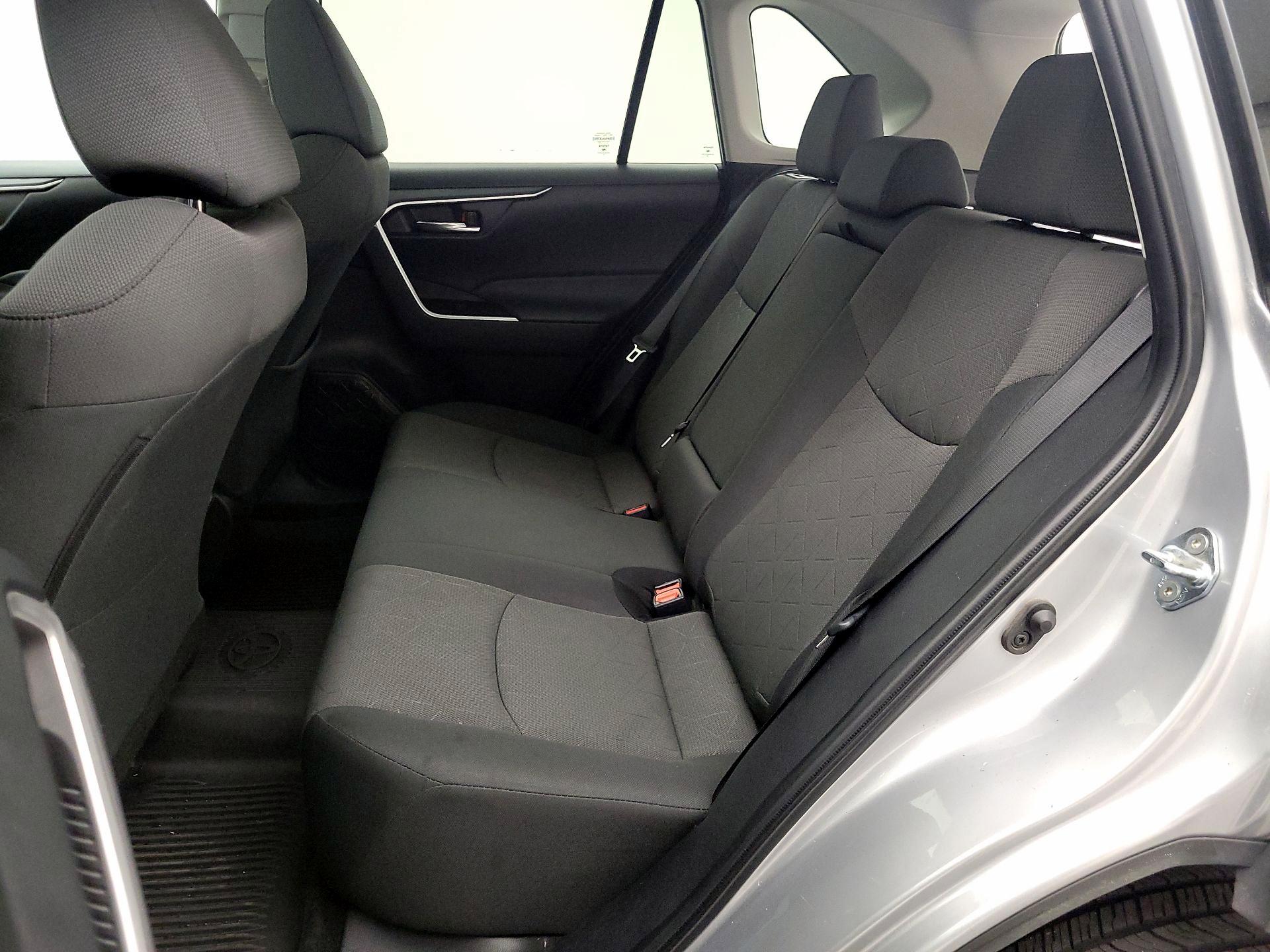 Thumbnail: 2024 Toyota RAV4 - 20