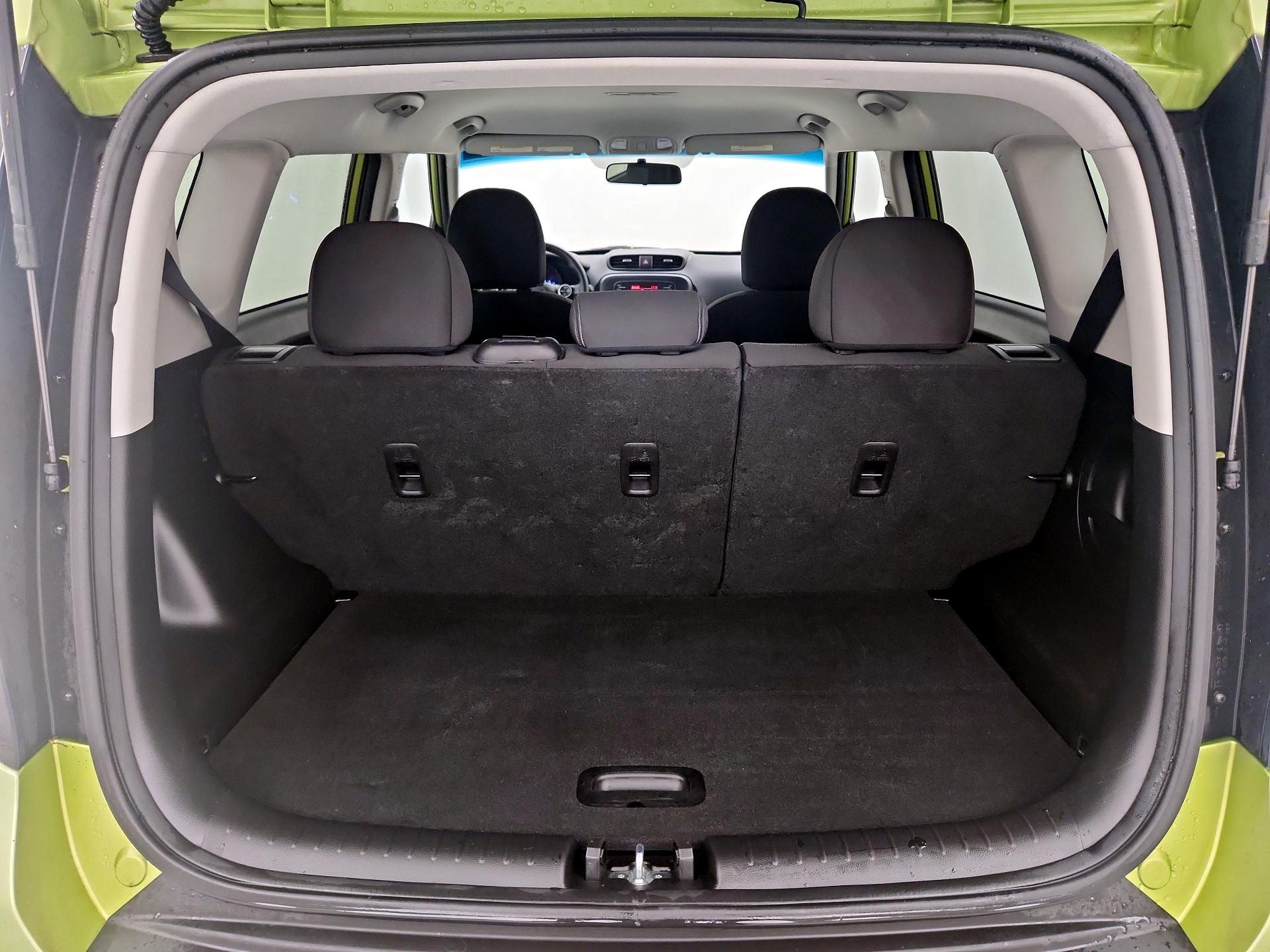 Thumbnail: 2014 Kia Soul - 19