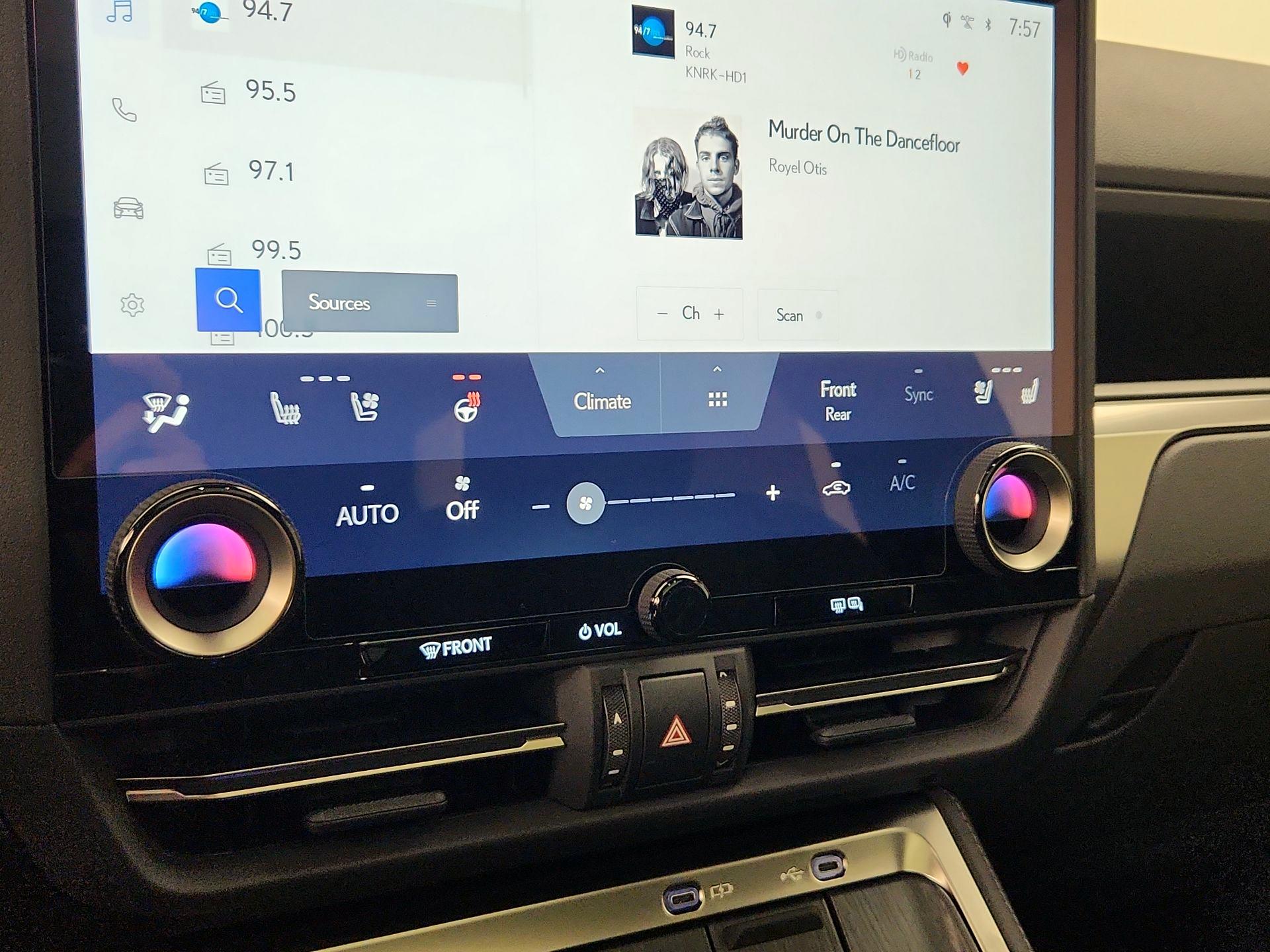 Thumbnail: 2025 Lexus GX - 16