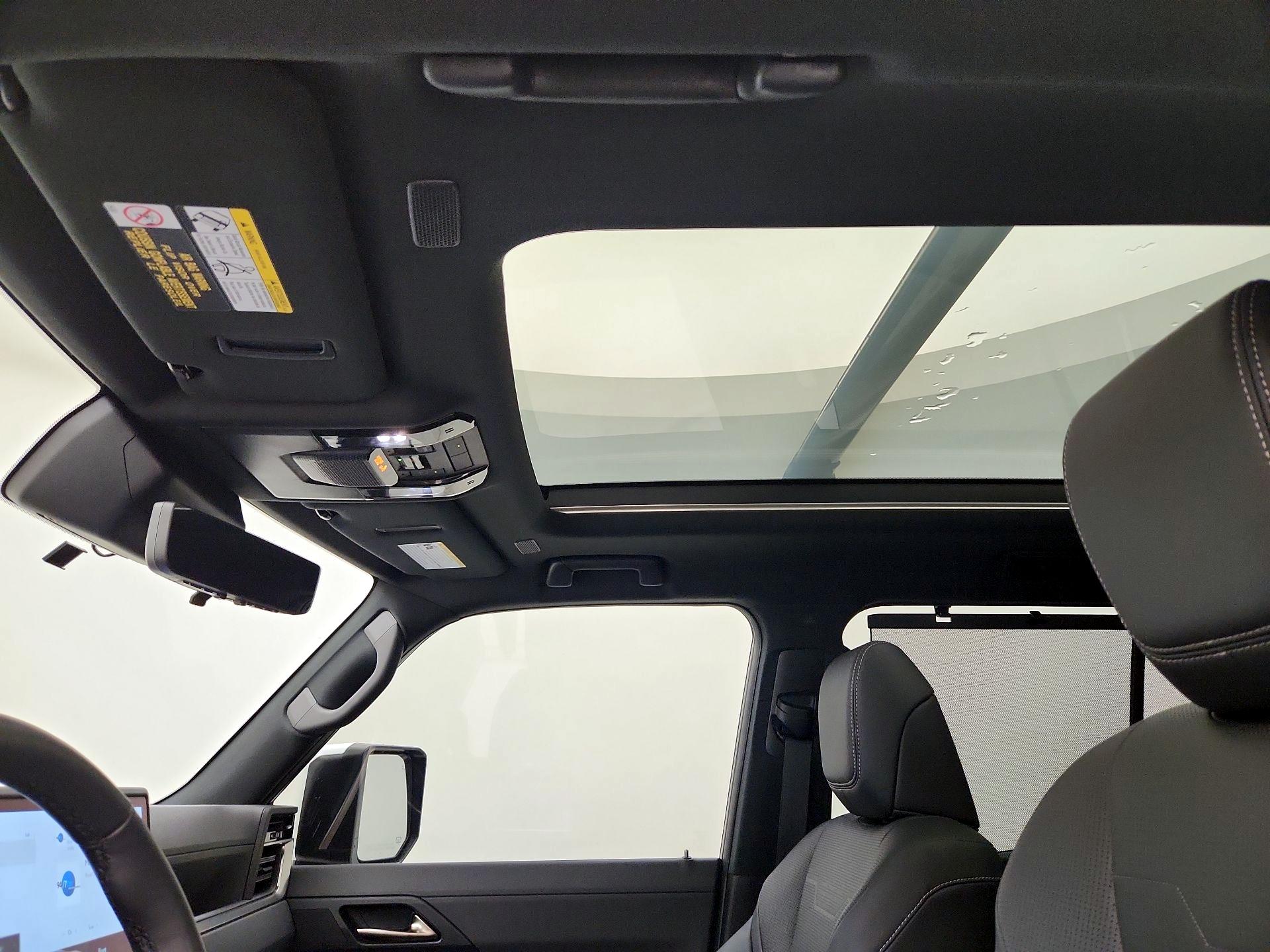 Thumbnail: 2025 Lexus GX - 19