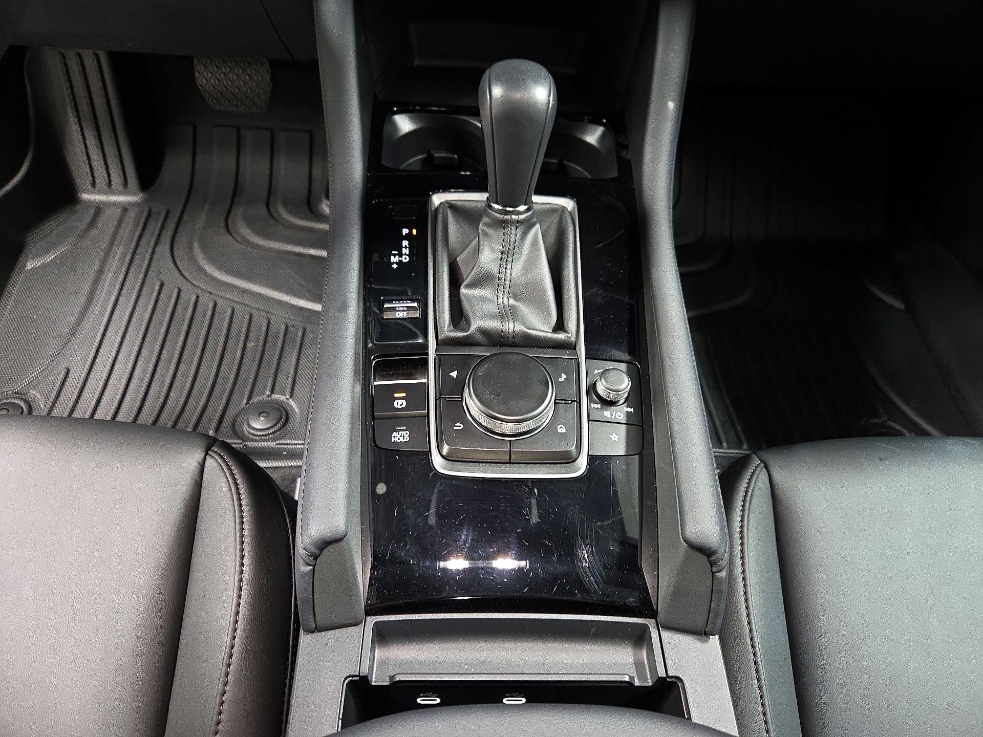 Thumbnail: 2024 Mazda Mazda3 - 18