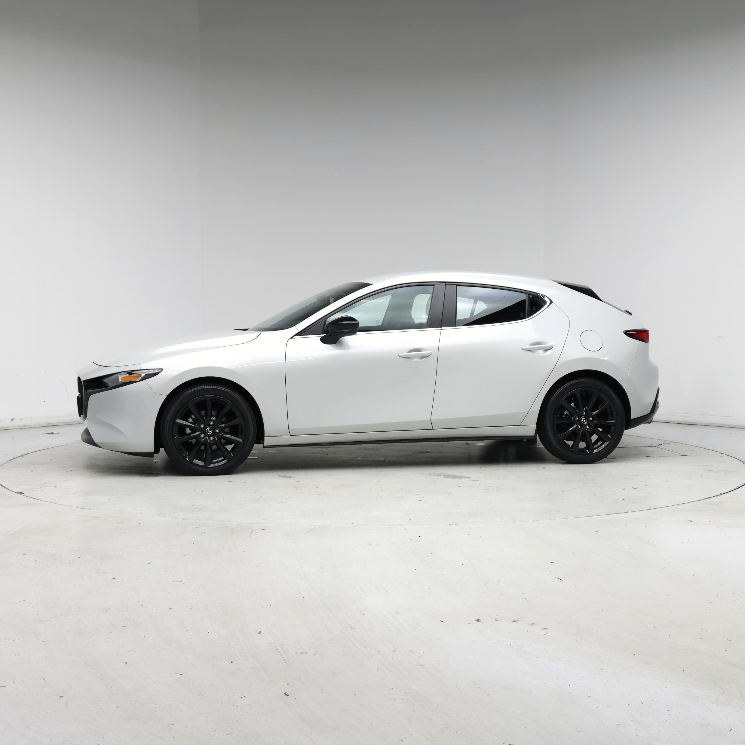 Thumbnail: 2024 Mazda Mazda3 - 3