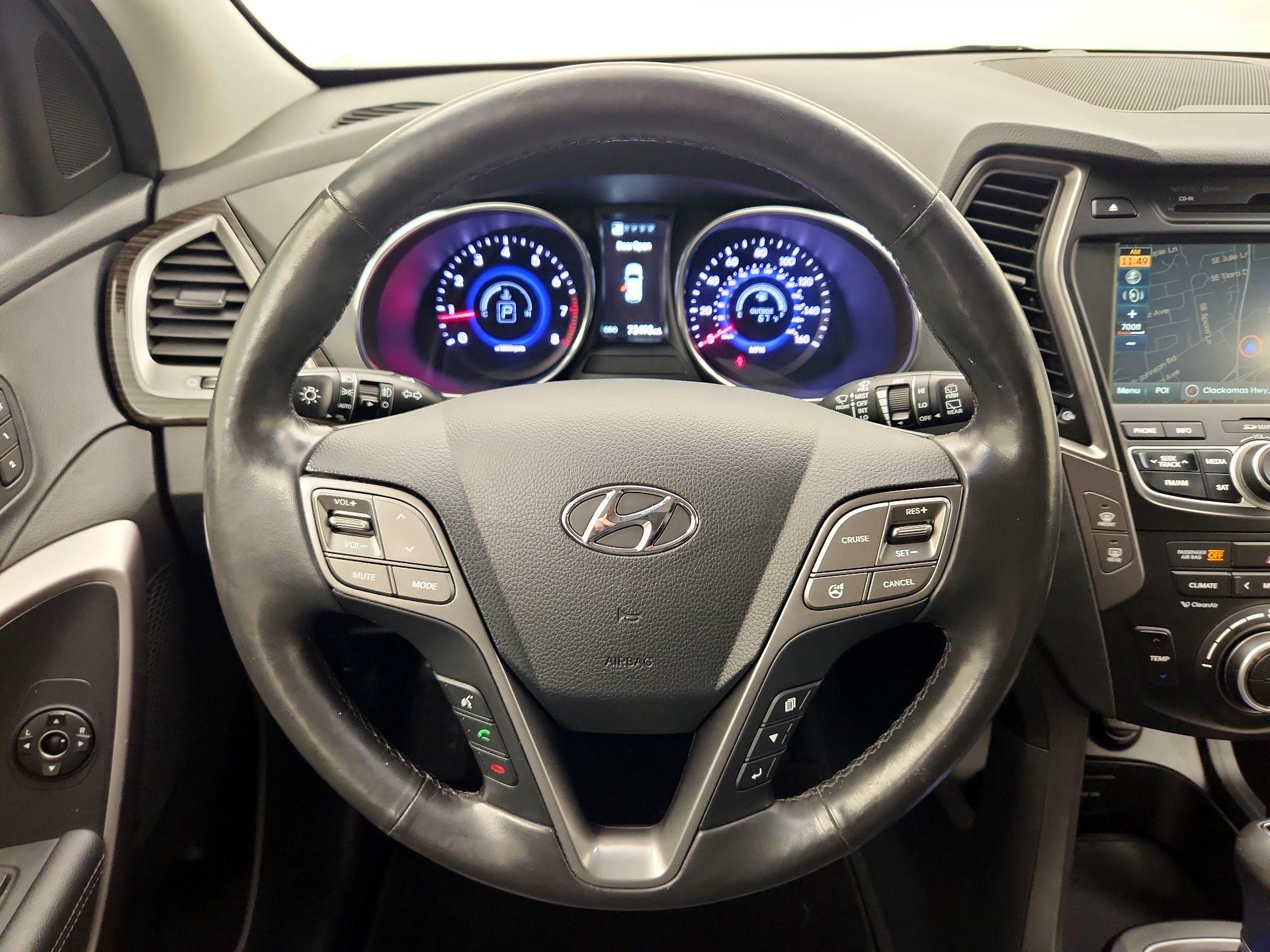 Thumbnail: 2015 Hyundai Santa Fe - 10