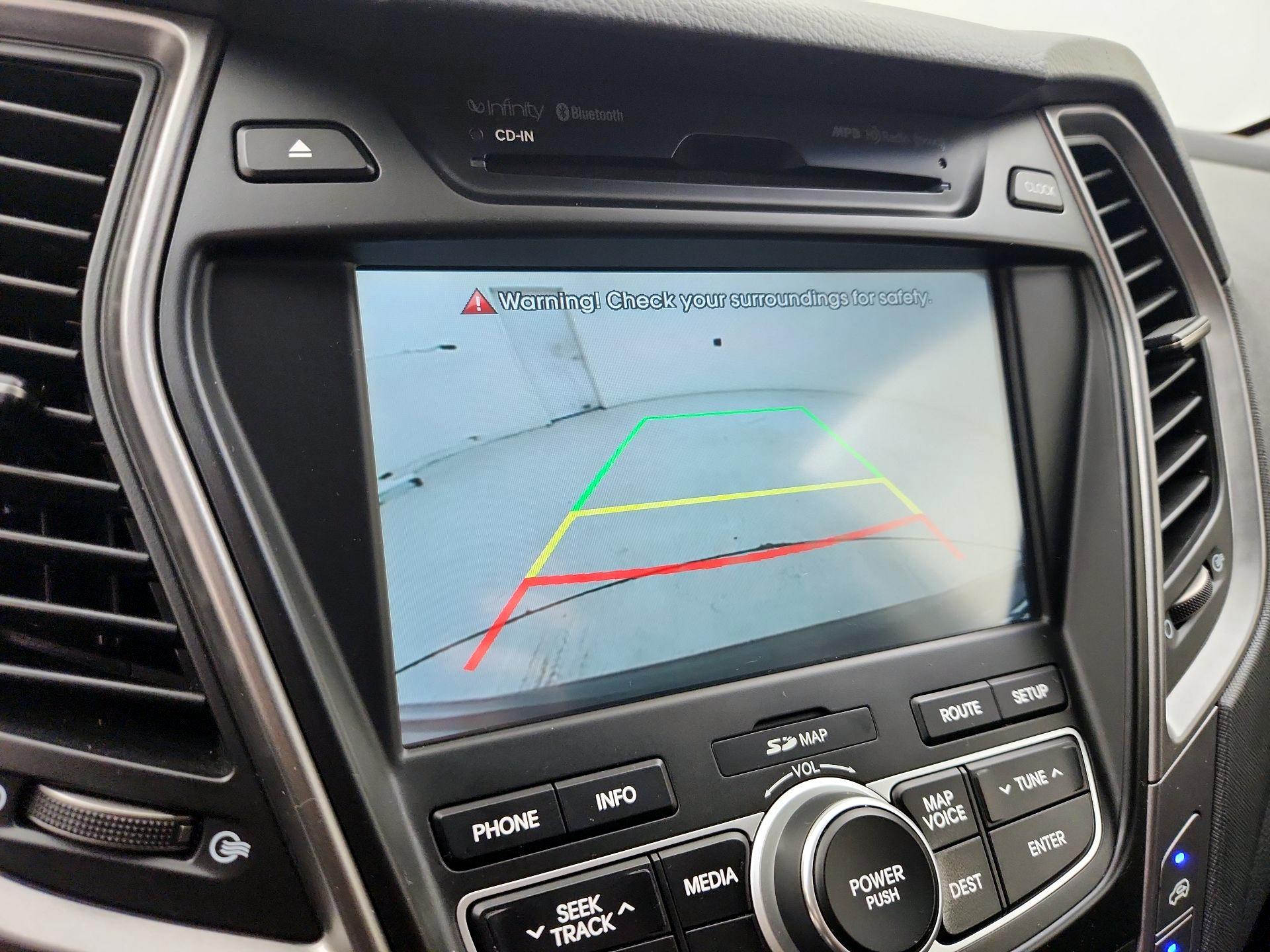 Thumbnail: 2015 Hyundai Santa Fe - 15