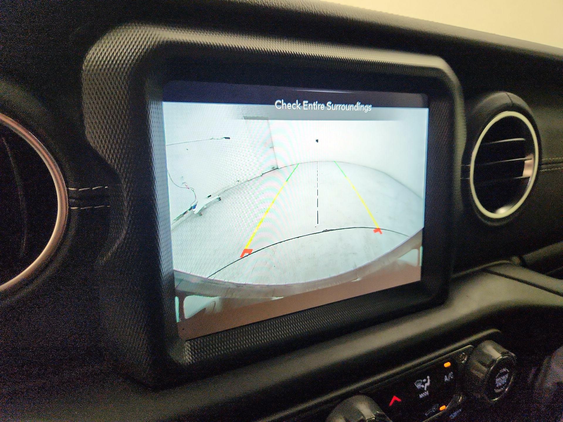 Thumbnail: 2021 Jeep Wrangler - 15