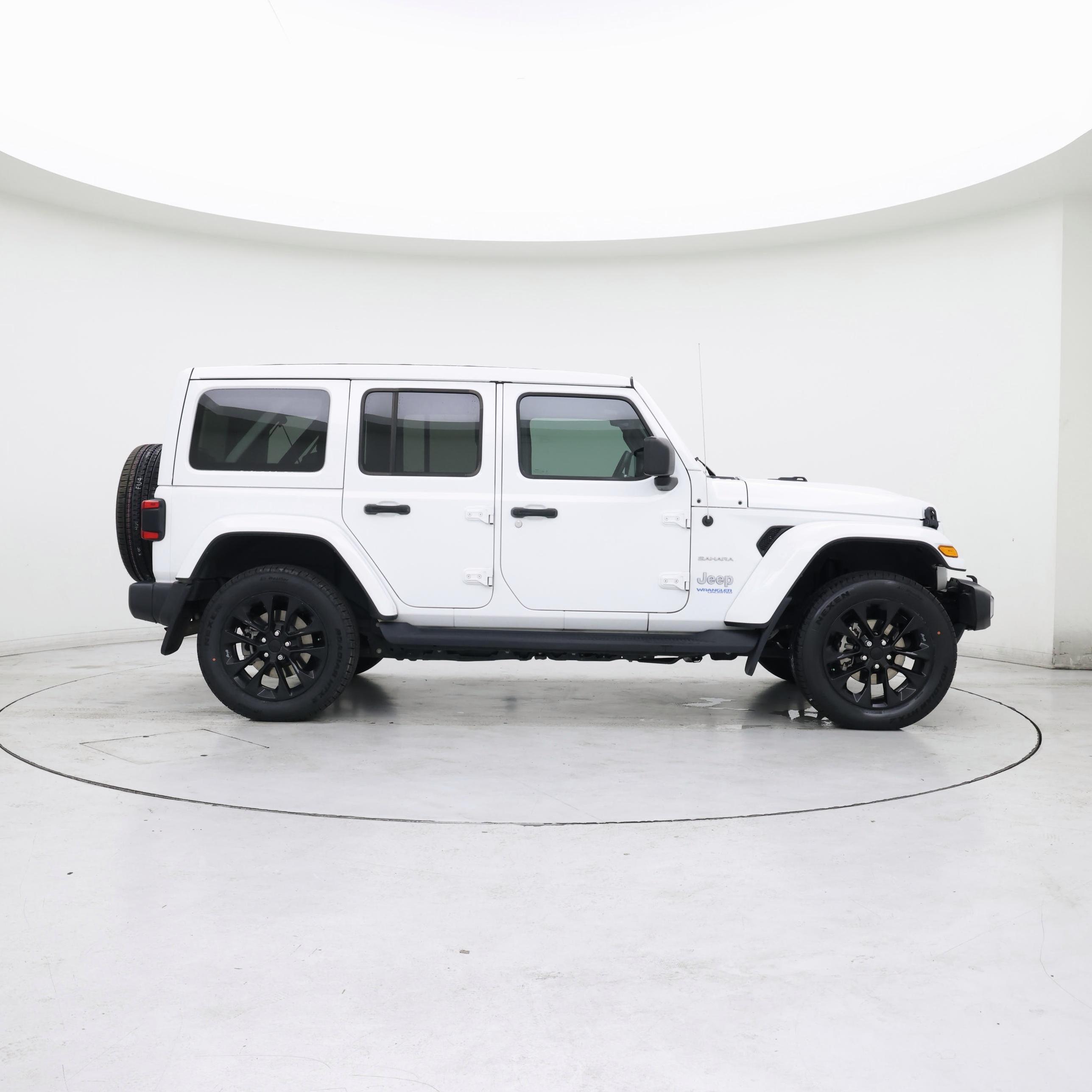 Thumbnail: 2021 Jeep Wrangler - 7