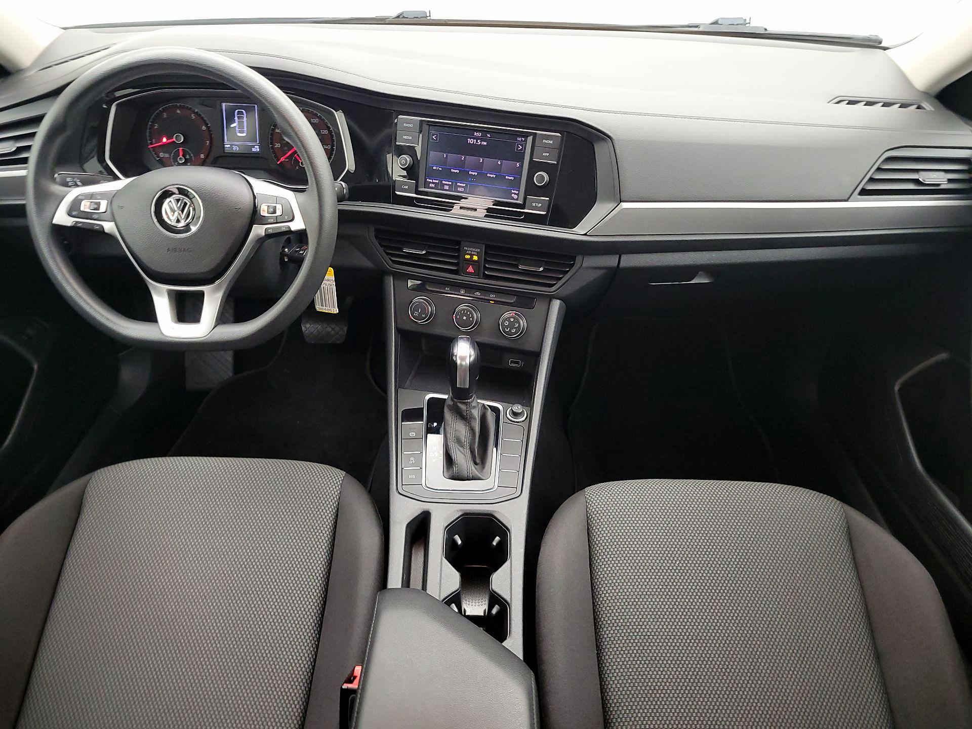 Thumbnail: 2019 Volkswagen Jetta - 9