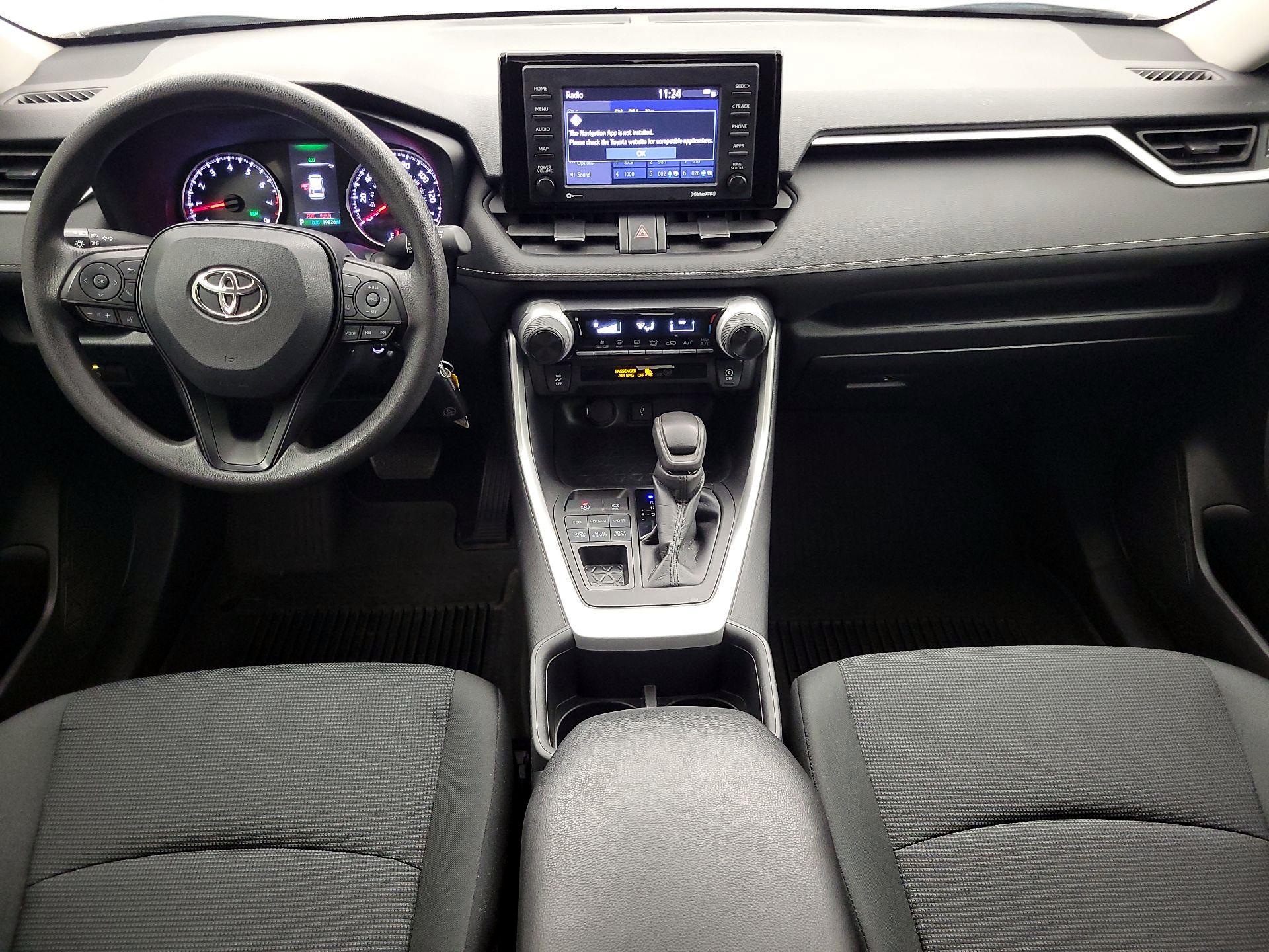 Thumbnail: 2022 Toyota RAV4 - 9