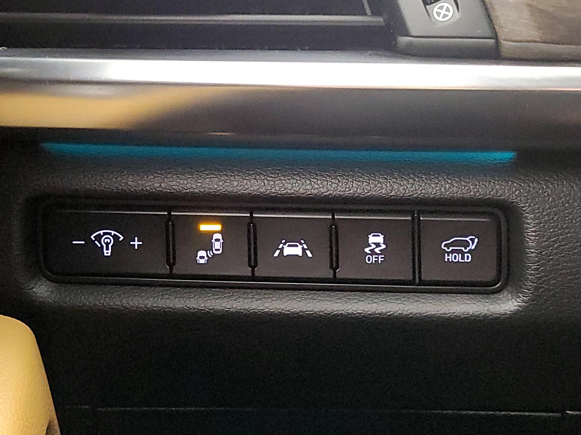 Thumbnail: 2020 Kia Telluride - 13