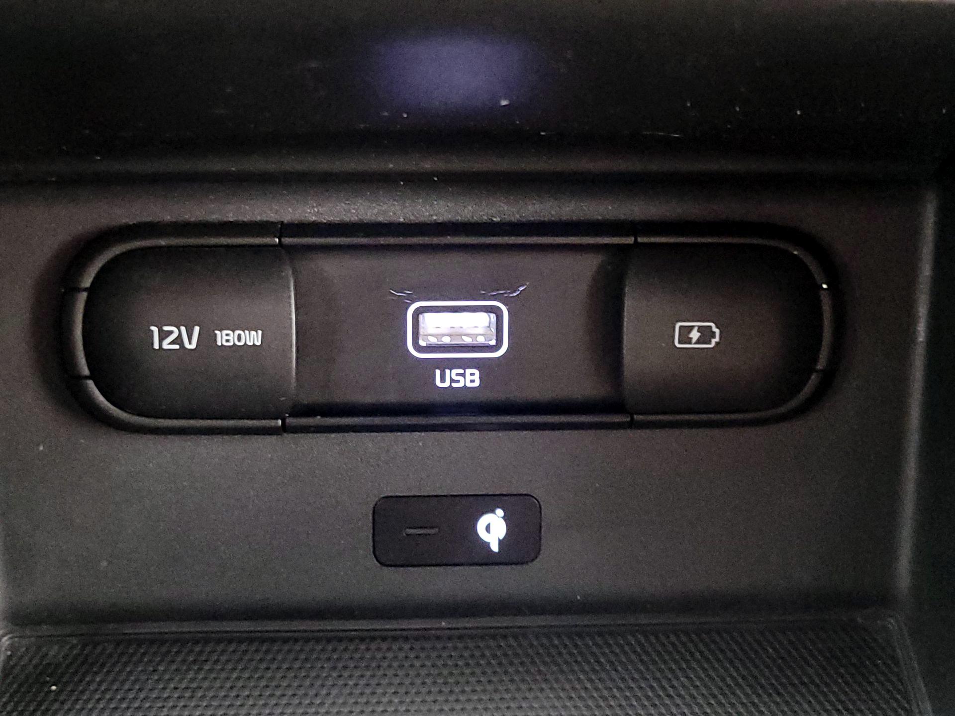 Thumbnail: 2020 Kia Telluride - 19