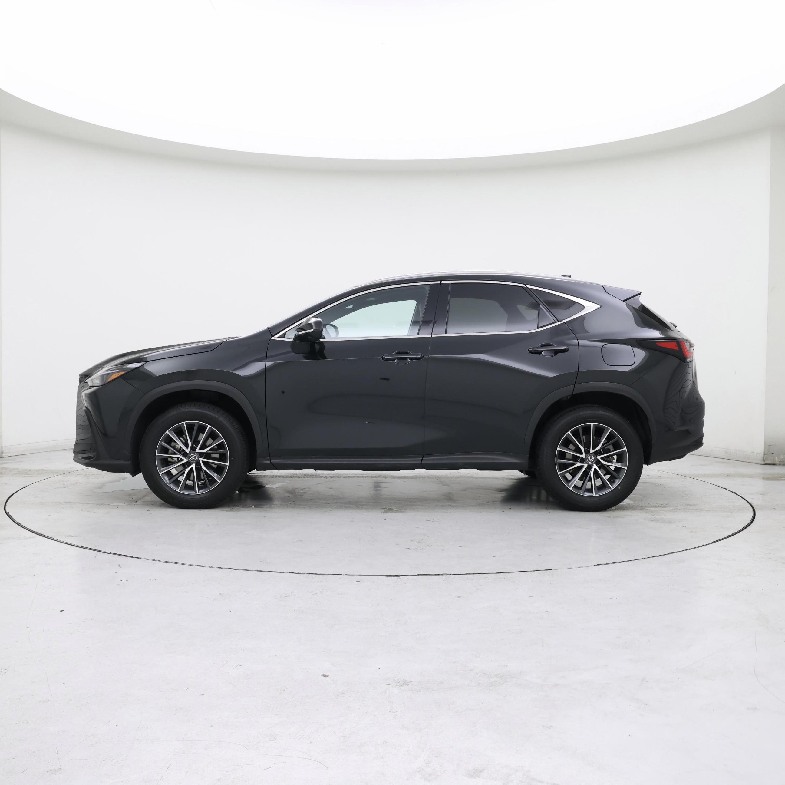 Thumbnail: 2024 Lexus NX - 3
