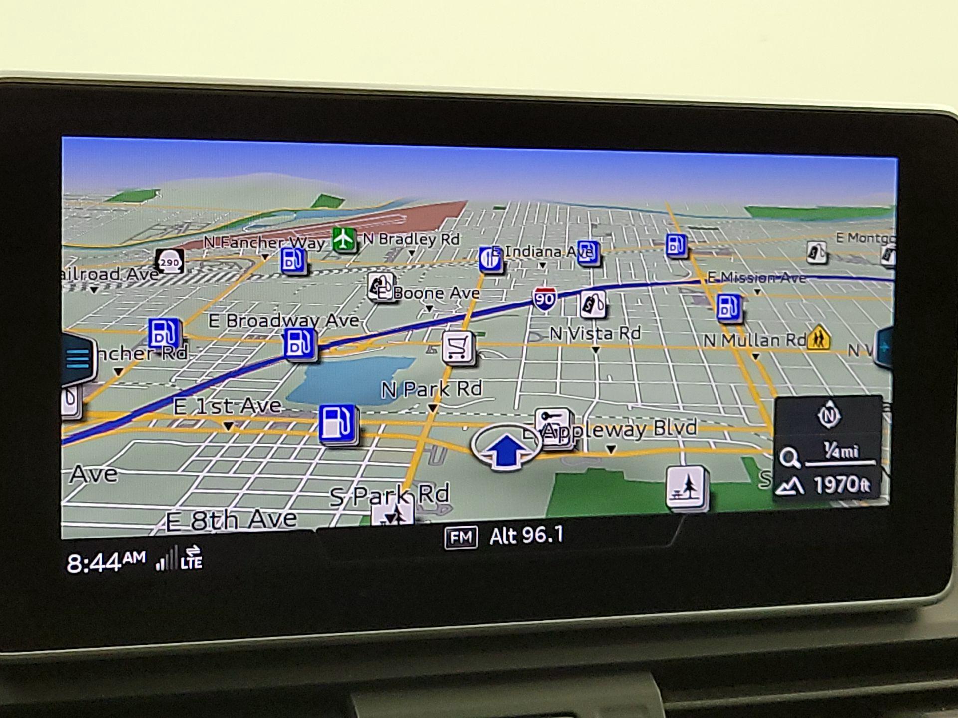 Thumbnail: 2018 Audi SQ5 - 14