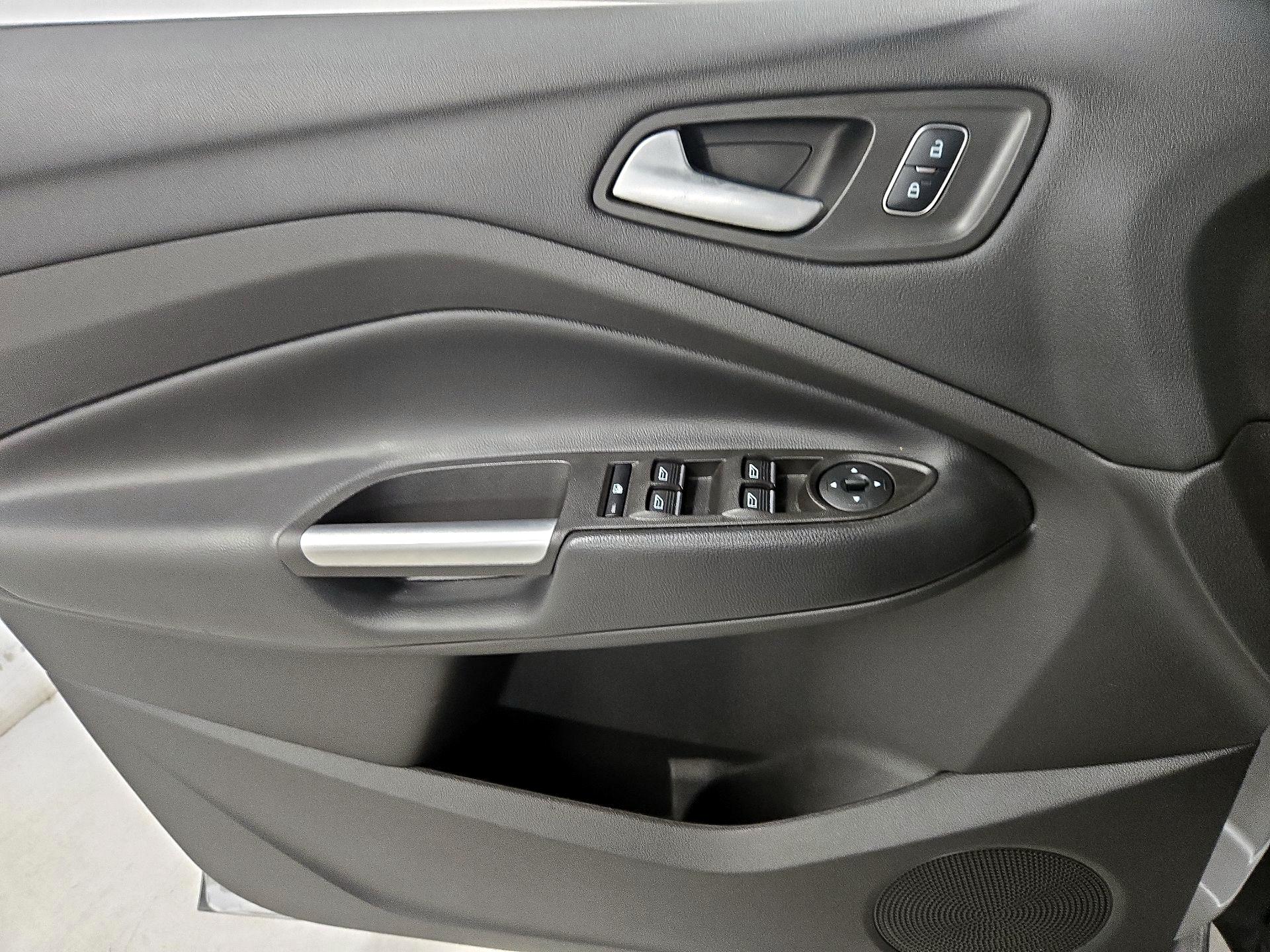 Thumbnail: 2019 Ford Escape - 12