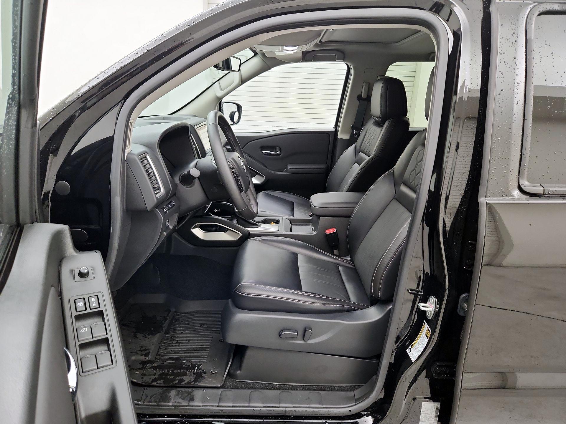 Thumbnail: 2024 Nissan Frontier - 11