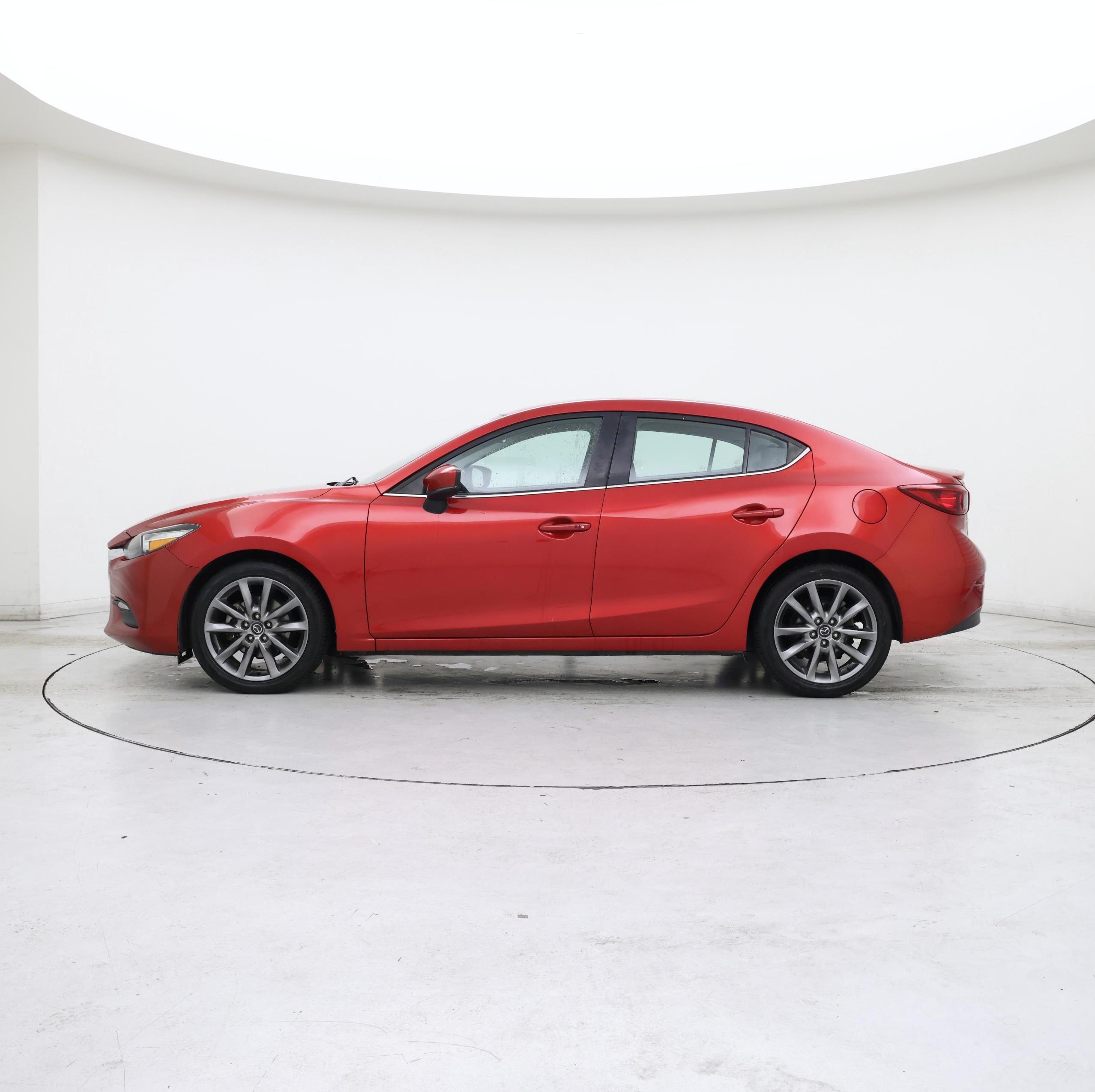 Thumbnail: 2018 Mazda Mazda3 - 3