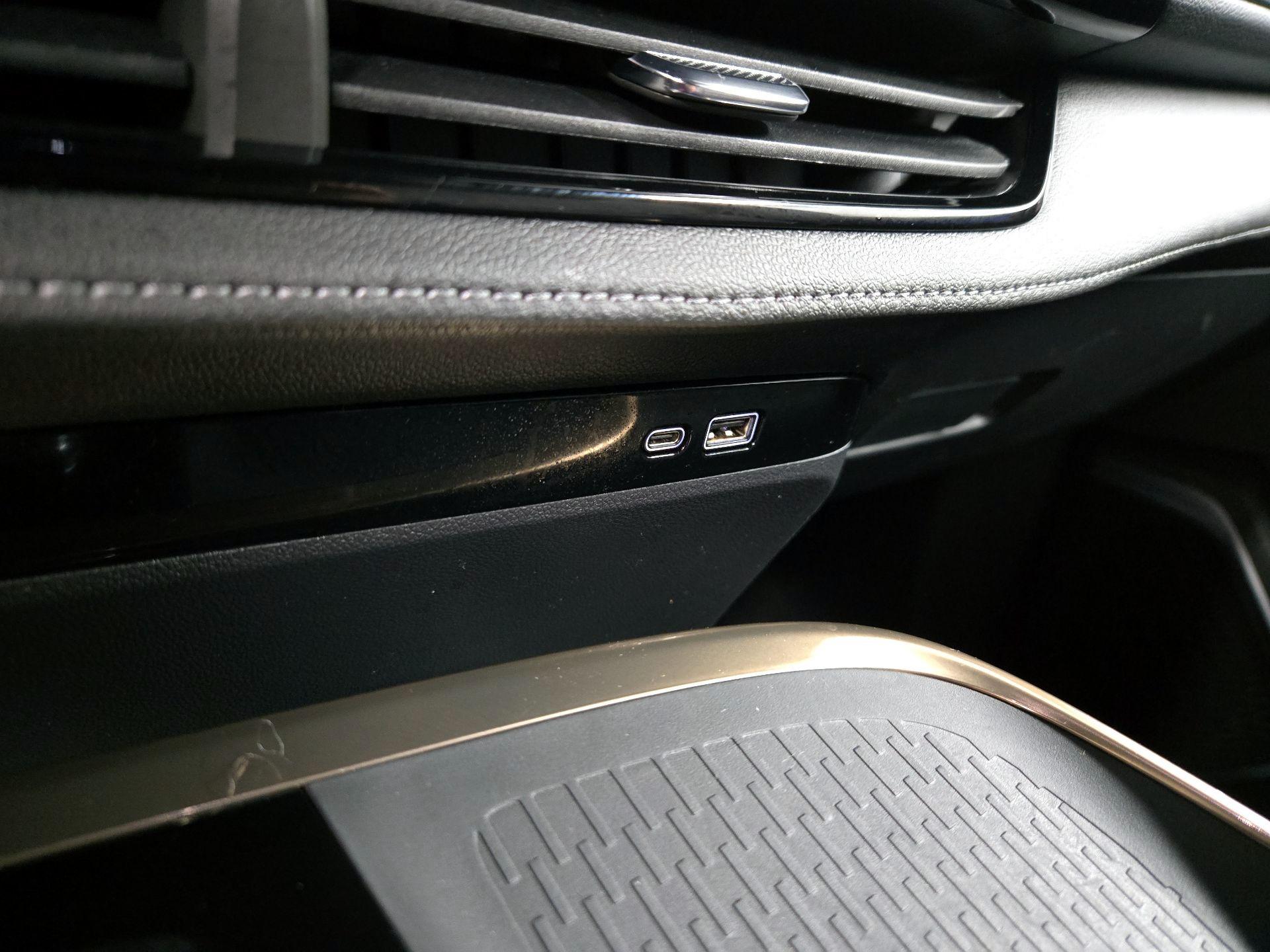 Thumbnail: 2025 Buick Enclave - 18