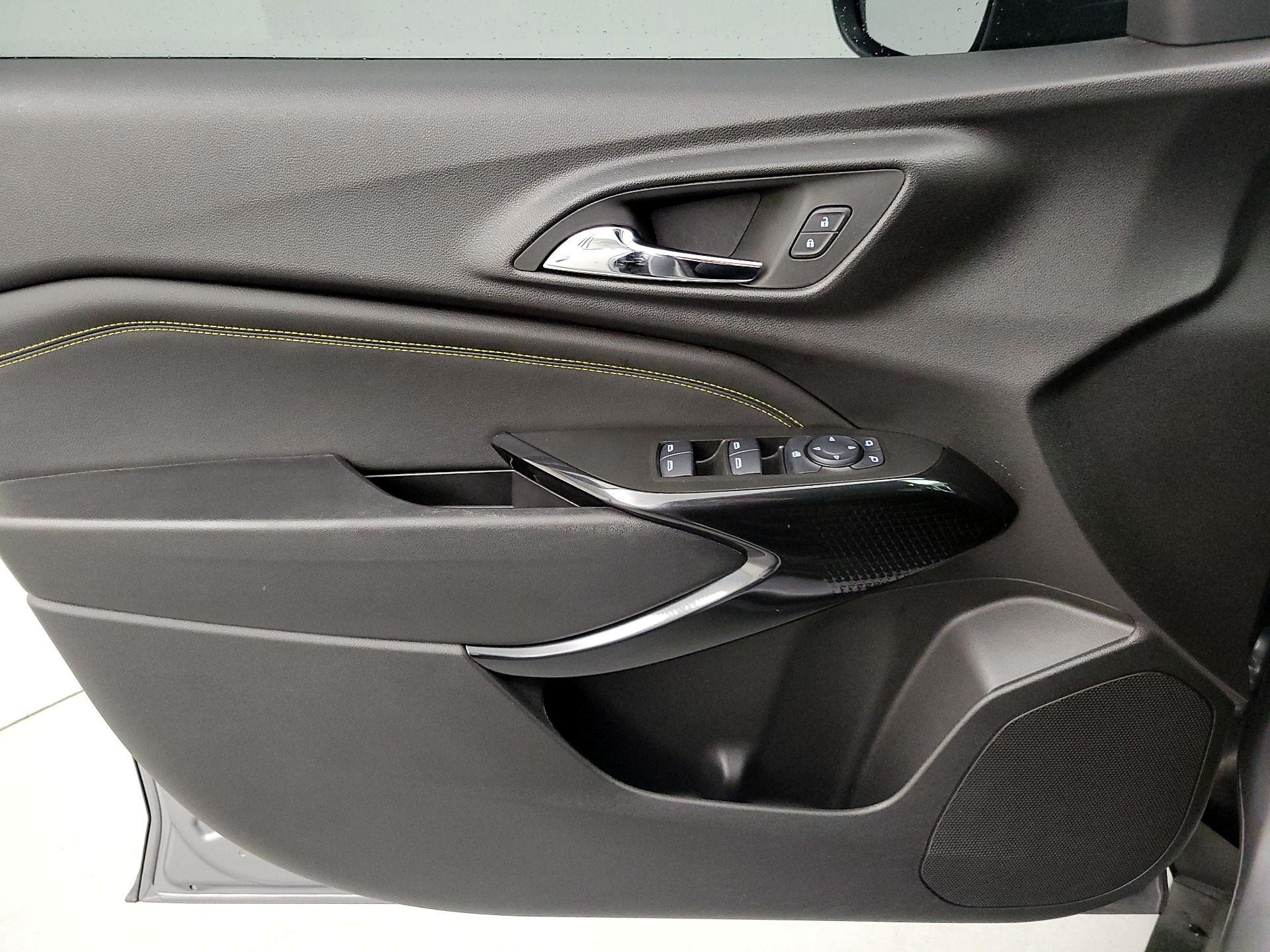 Thumbnail: 2025 Chevrolet Trax - 12